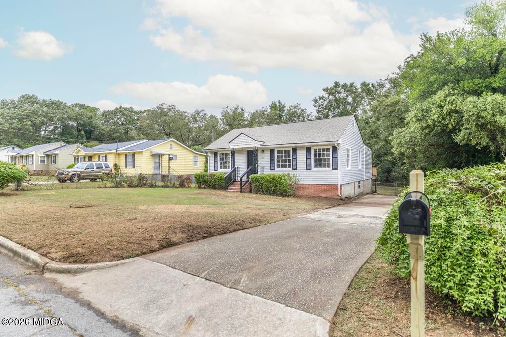 3529 McKenzie Drive