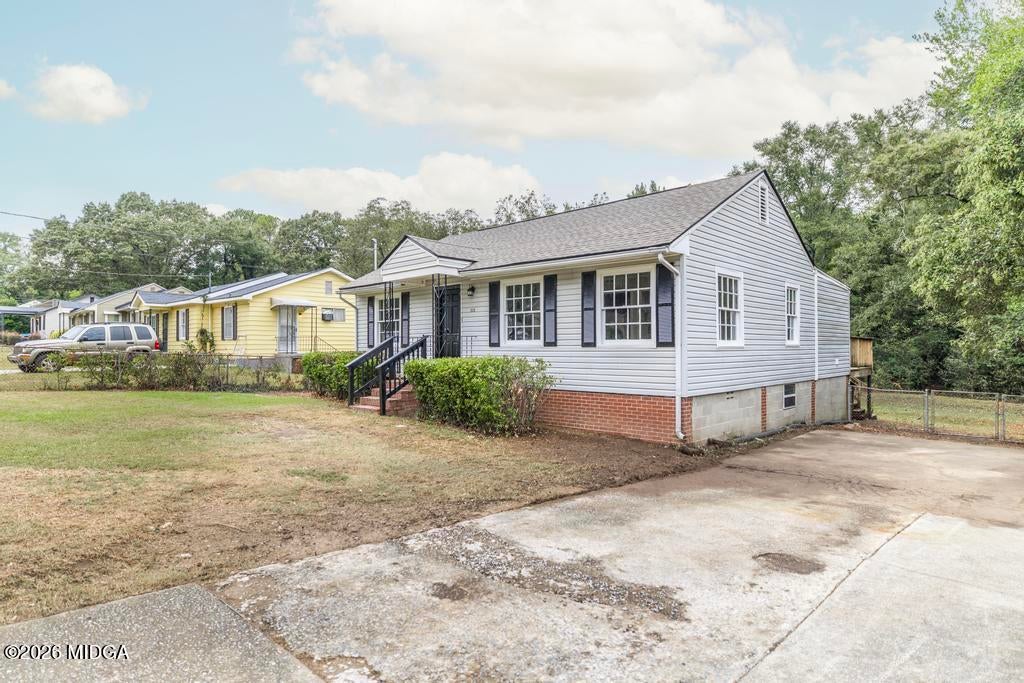 3529 McKenzie Drive