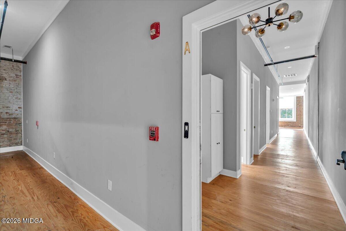 565 Poplar Street