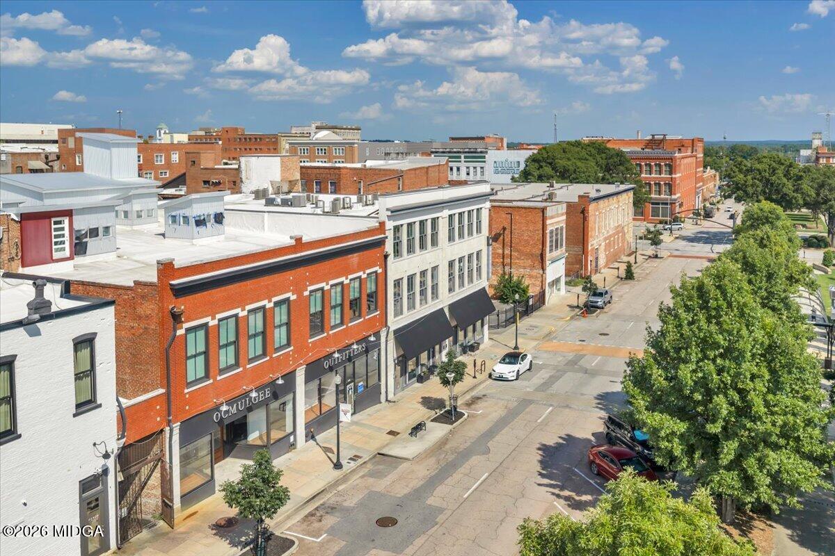 565 Poplar Street