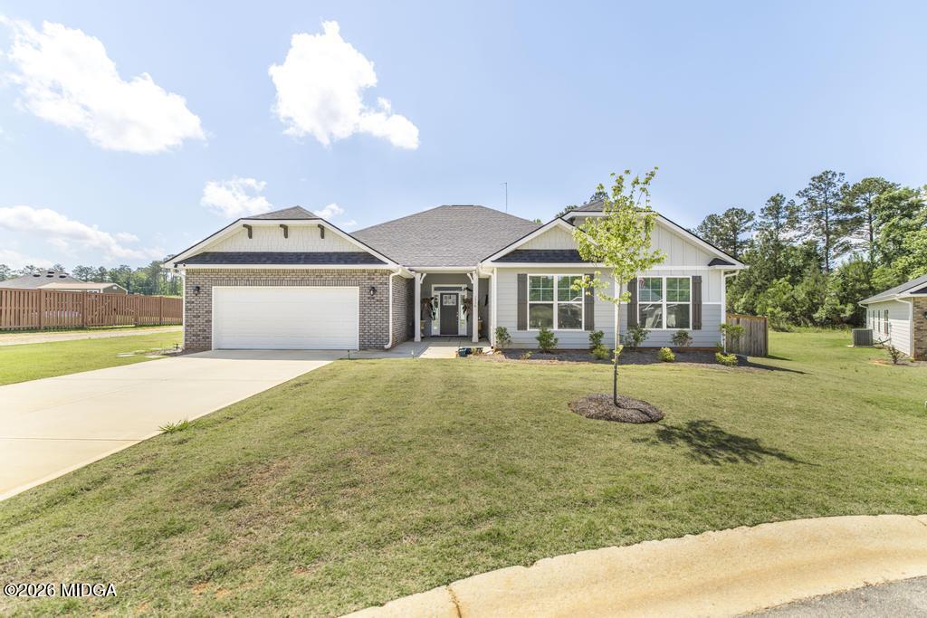 1310 Barrington Place Cove