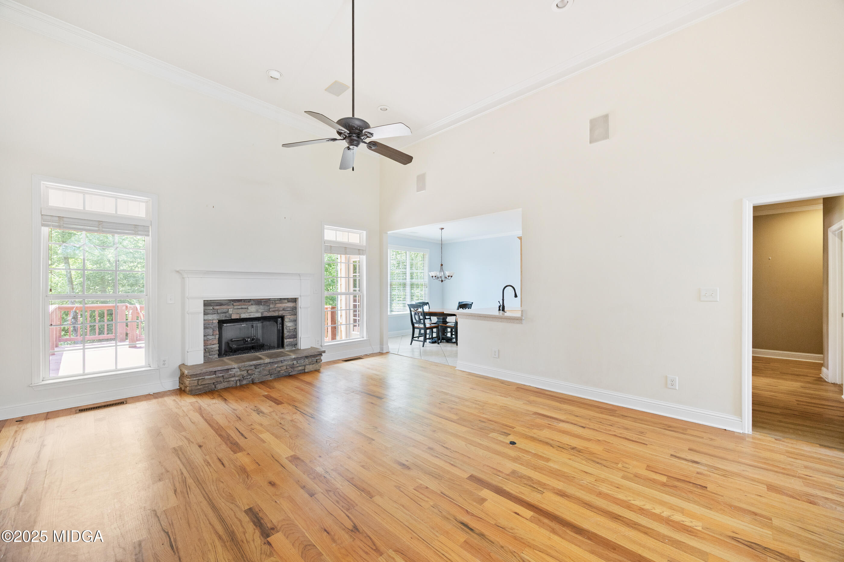 2033 Maggie Drive