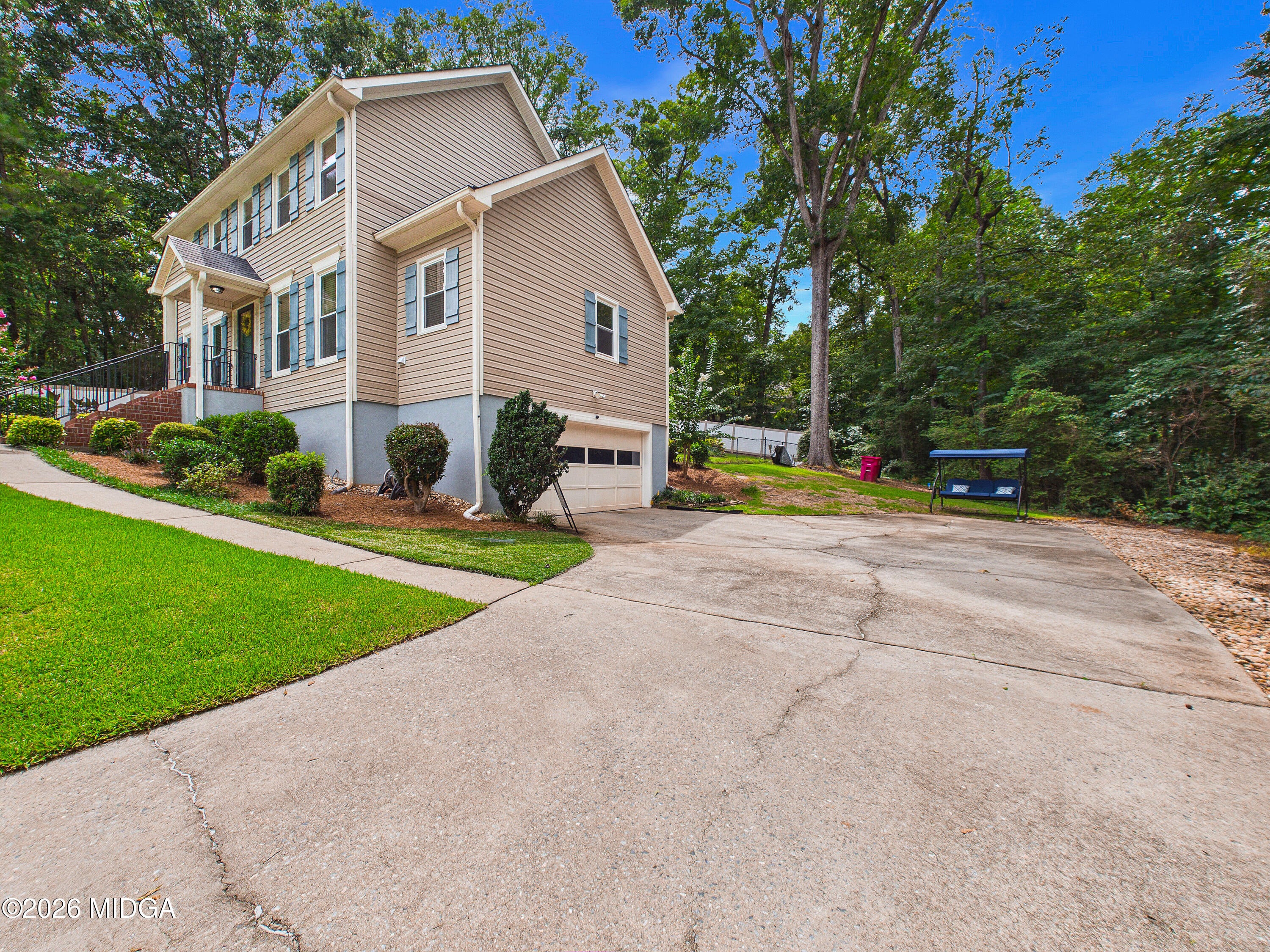 125 Rivoli Oaks Circle