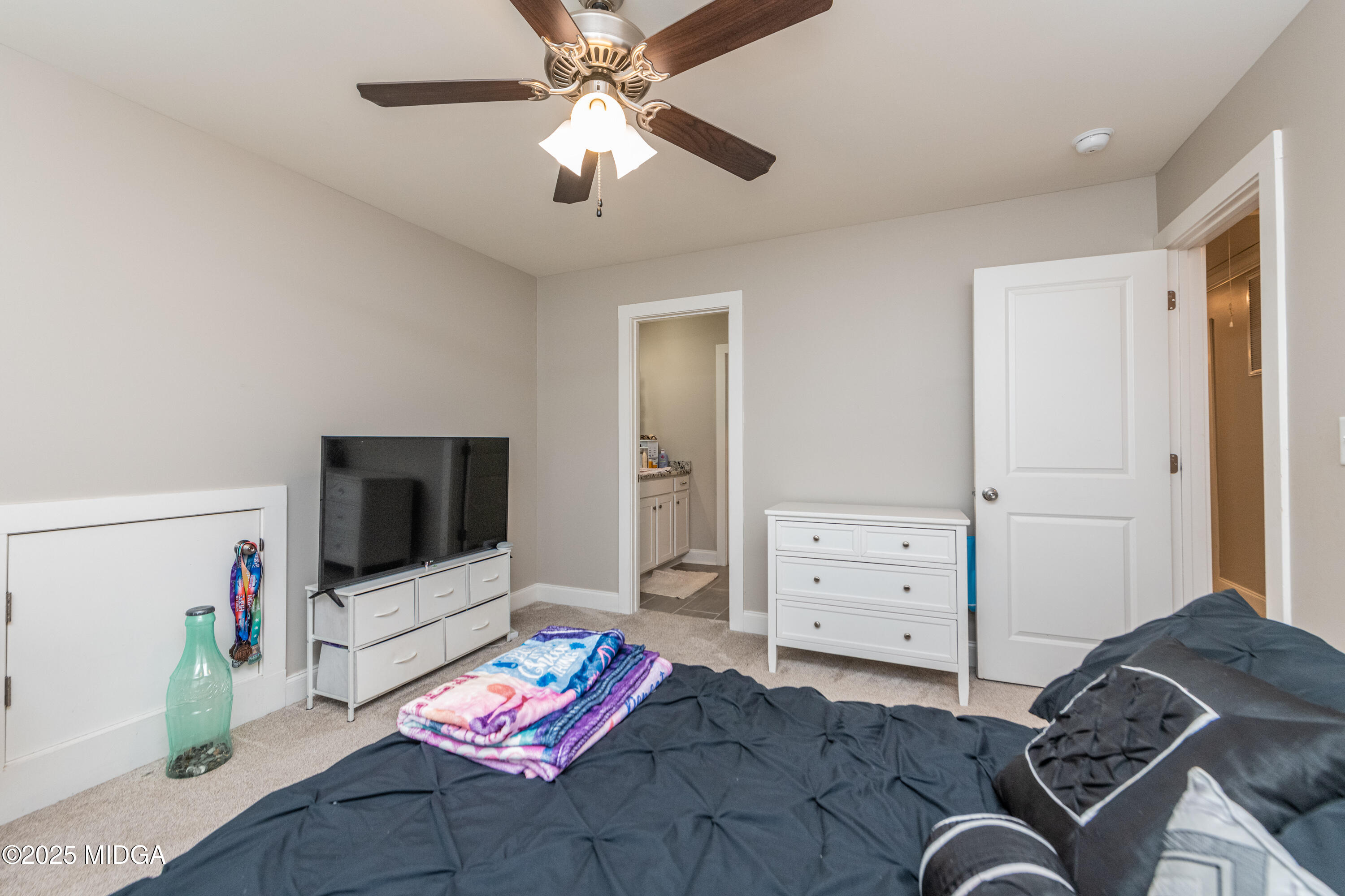 924 Abingdon Cove