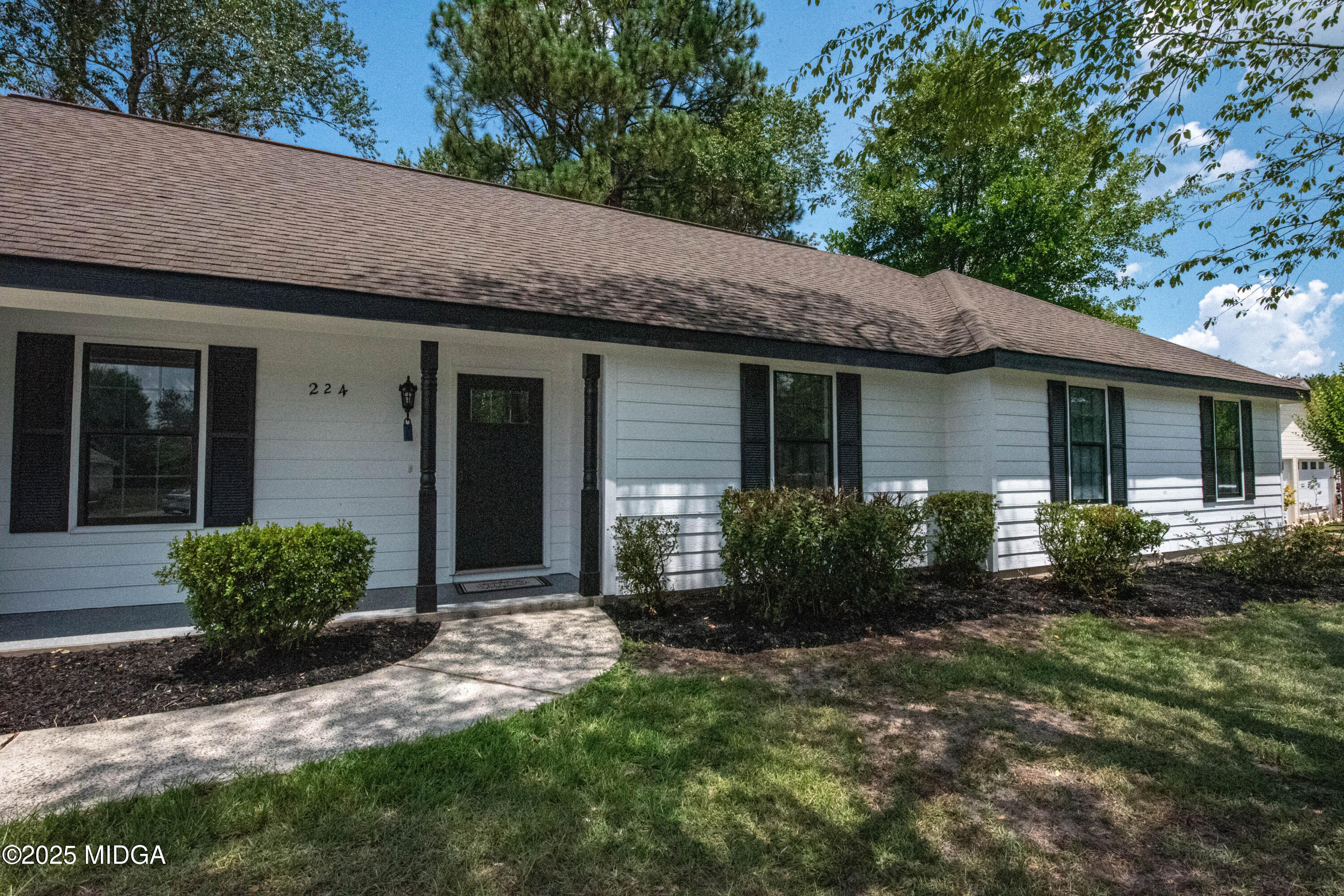 224 Crestwood Circle