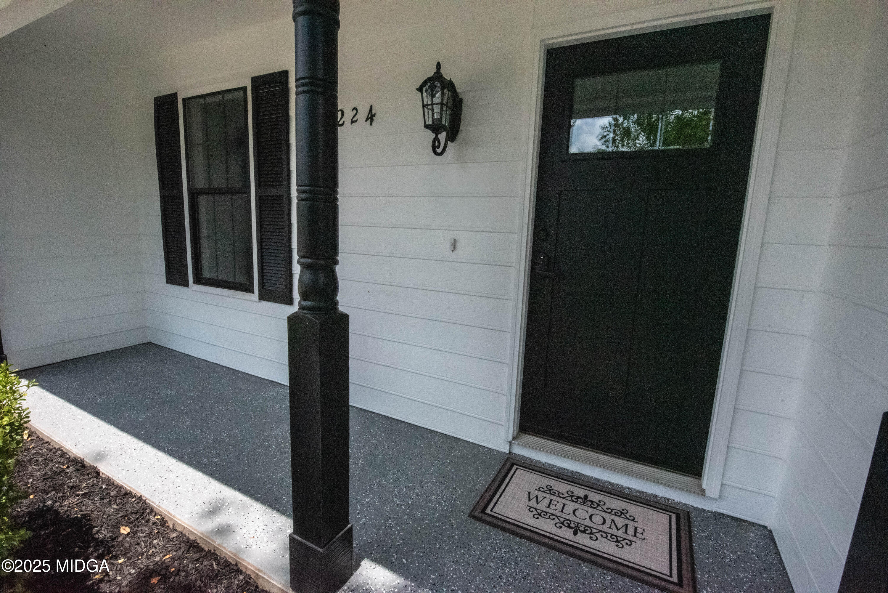 224 Crestwood Circle