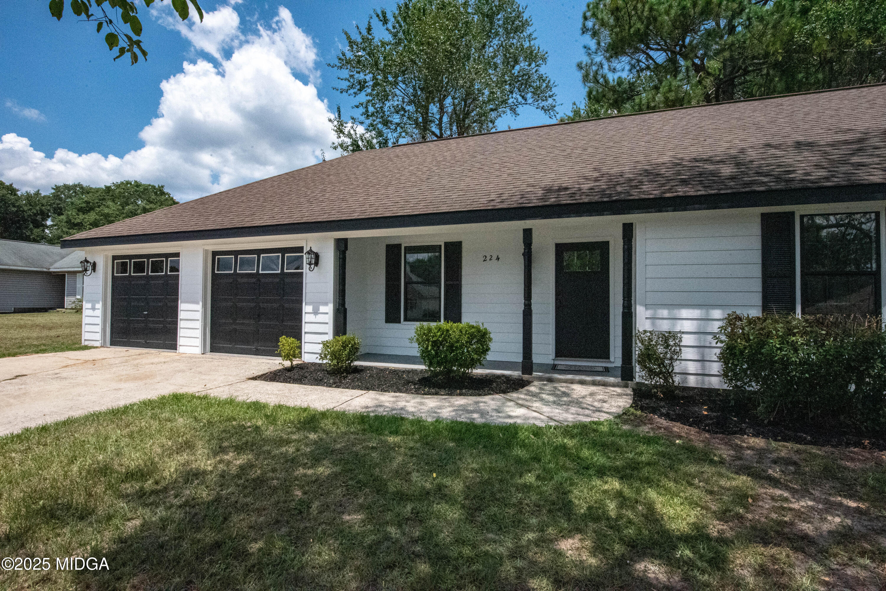 224 Crestwood Circle