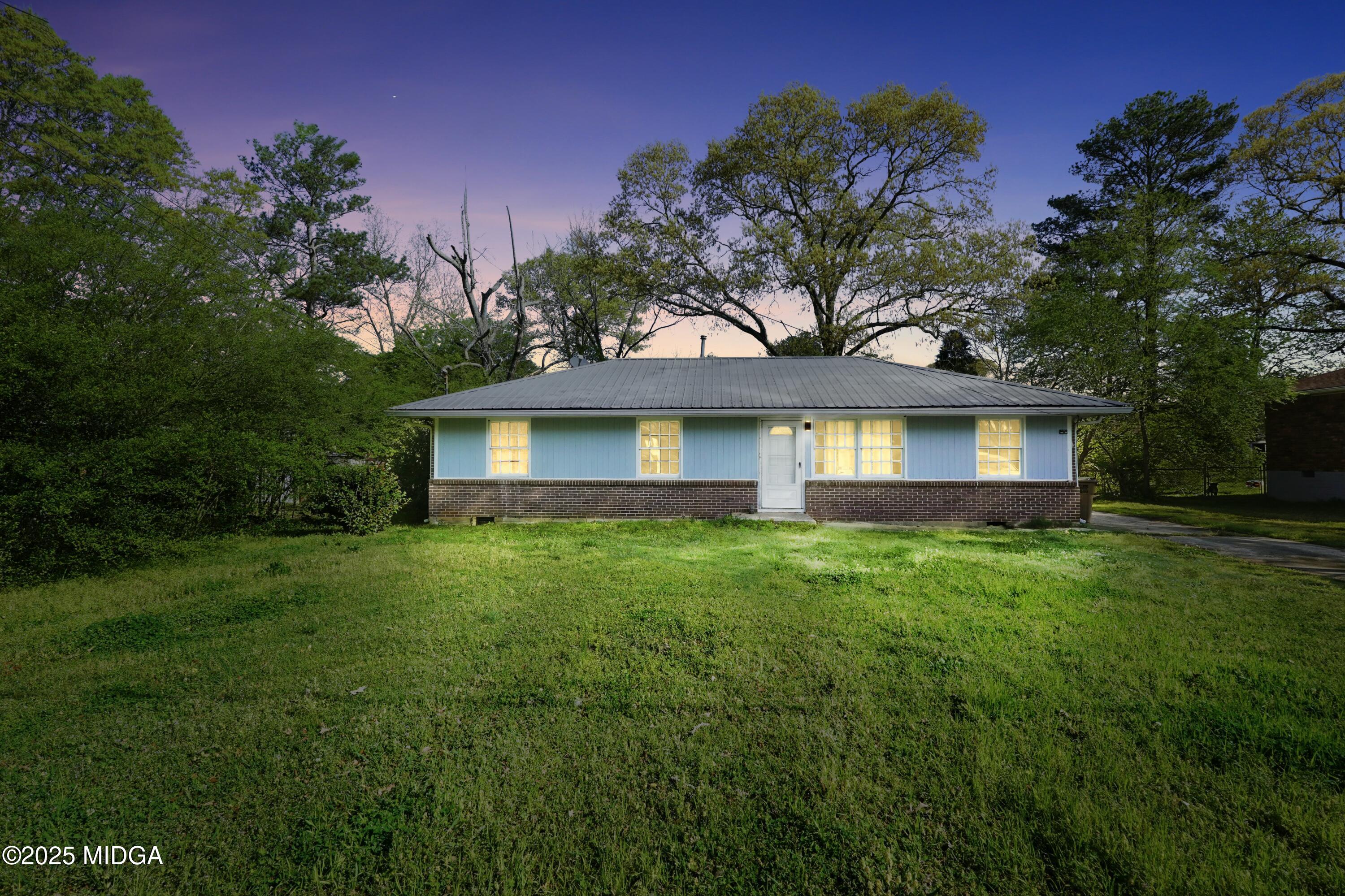 758 King Road