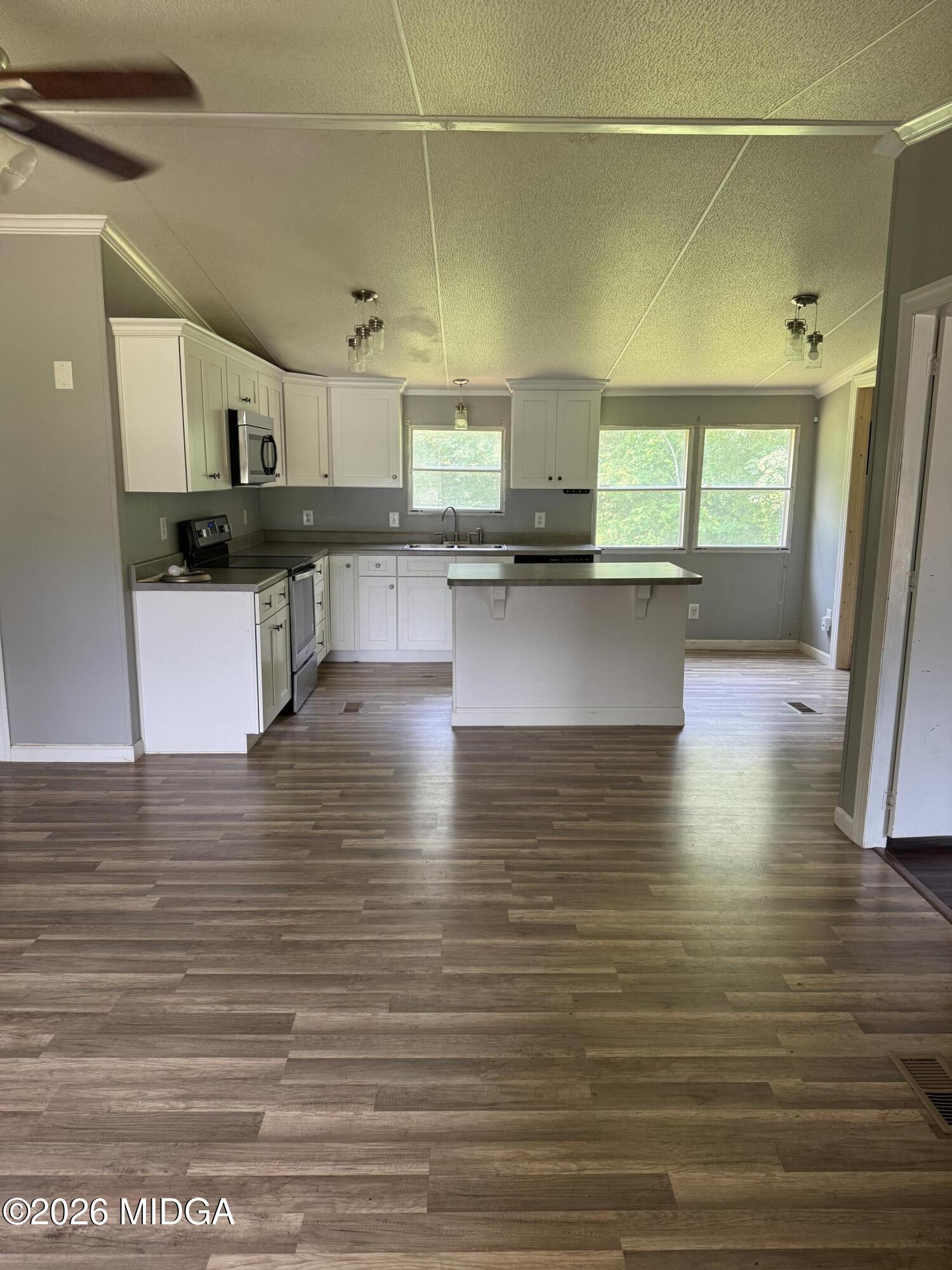 2162 Graham Road