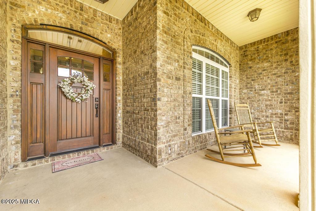 220 Norfolk Circle