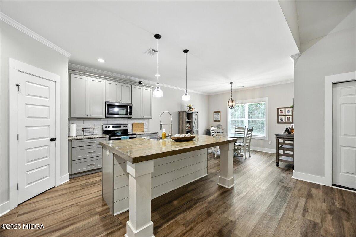 161 Fairway Circle