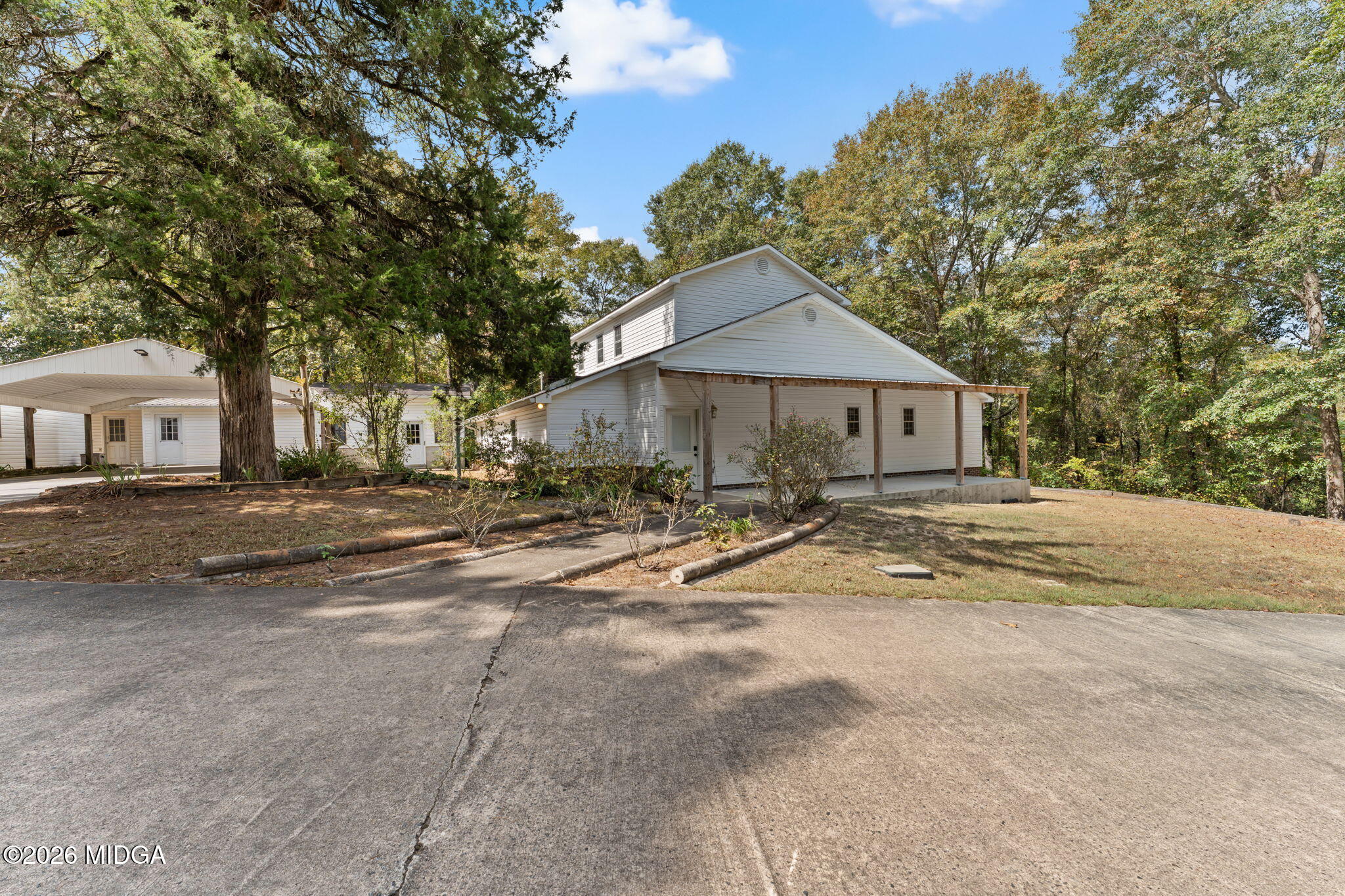 5682 Hartley Bridge Road