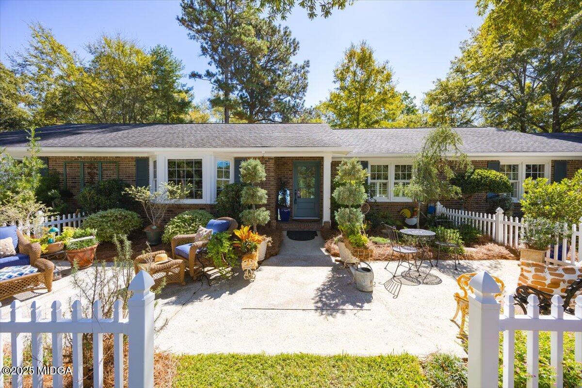 682 Monticlair Drive