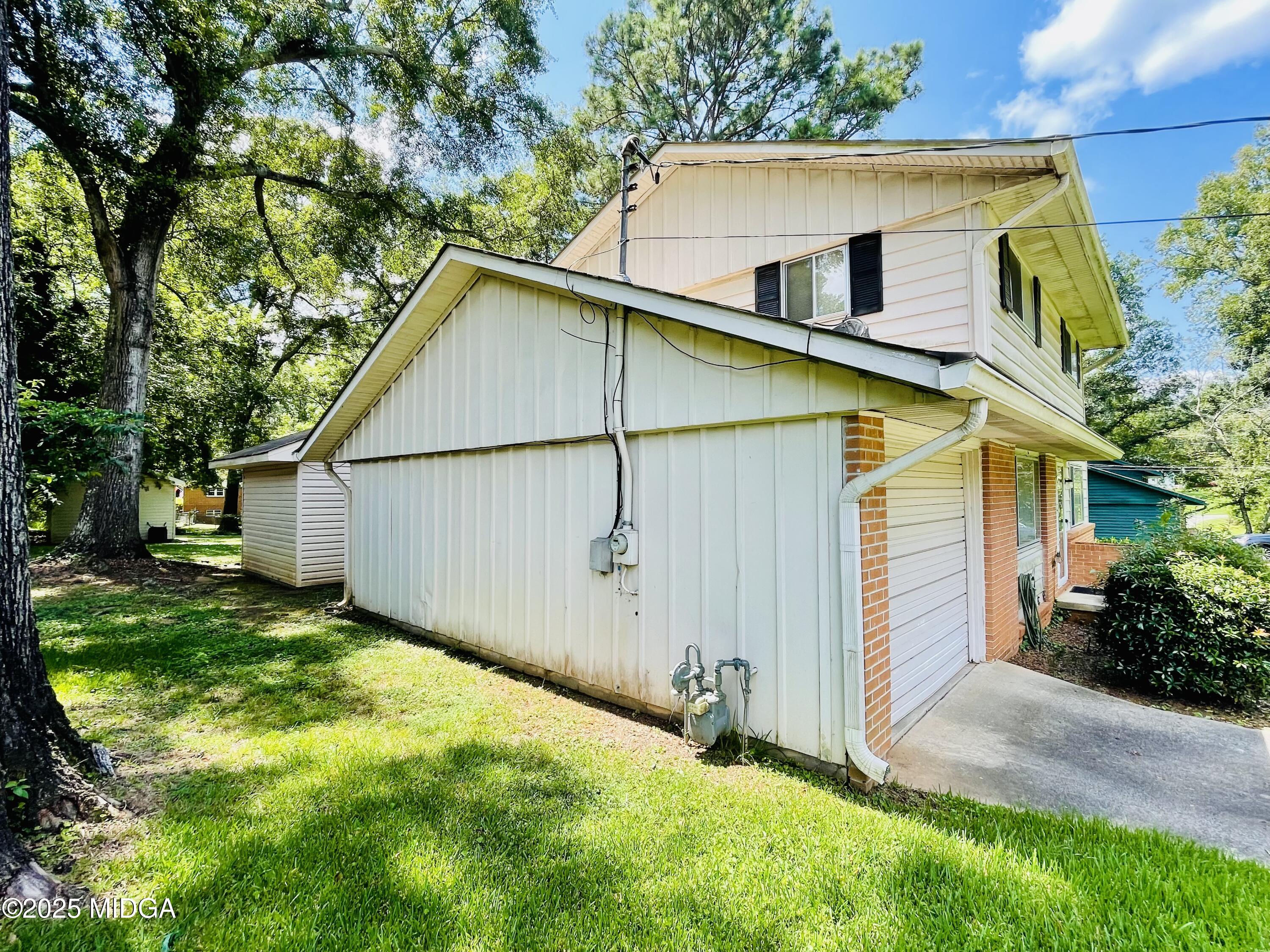 859 S Forest Lake Drive