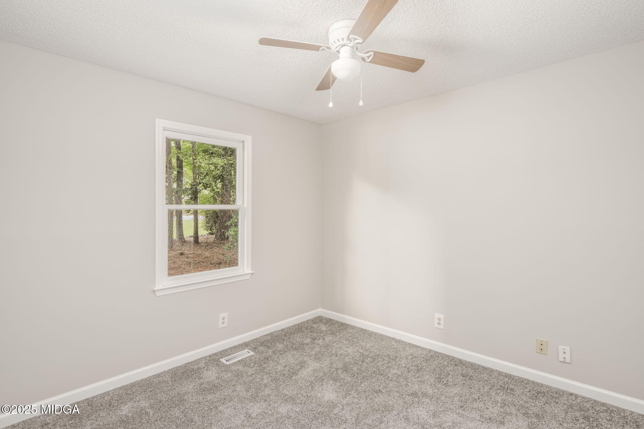1029 Santa Fe Trail