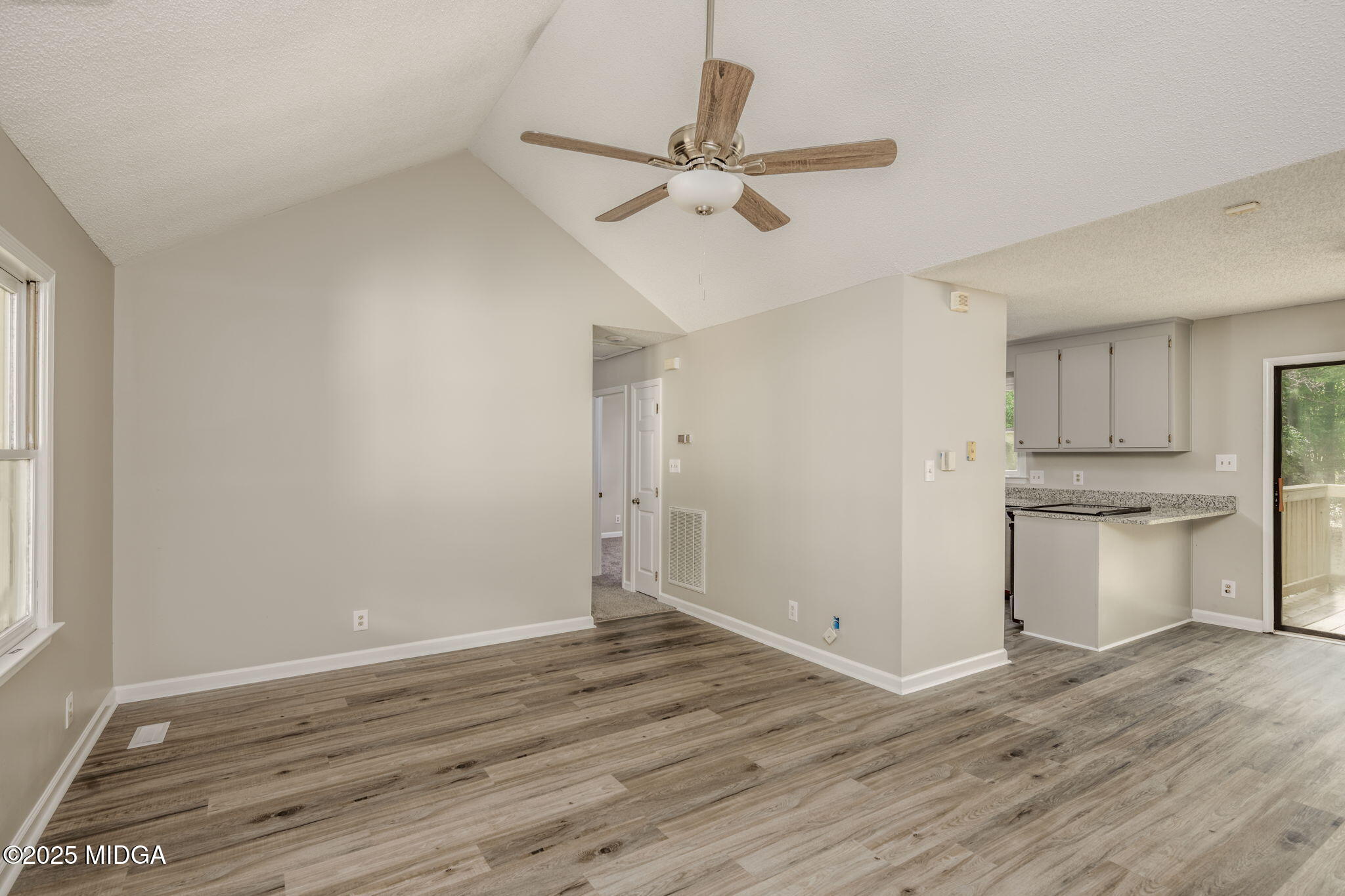 1029 Santa Fe Trail