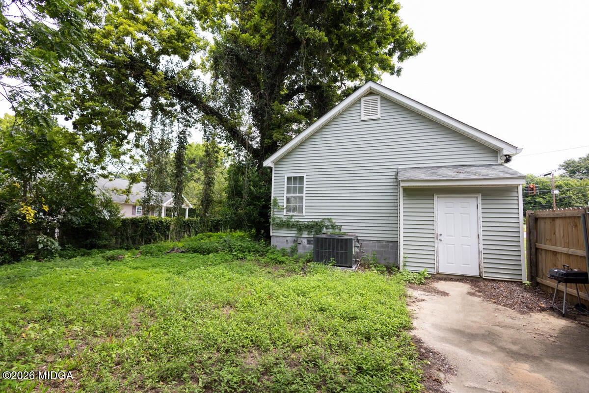 2395 Second Street