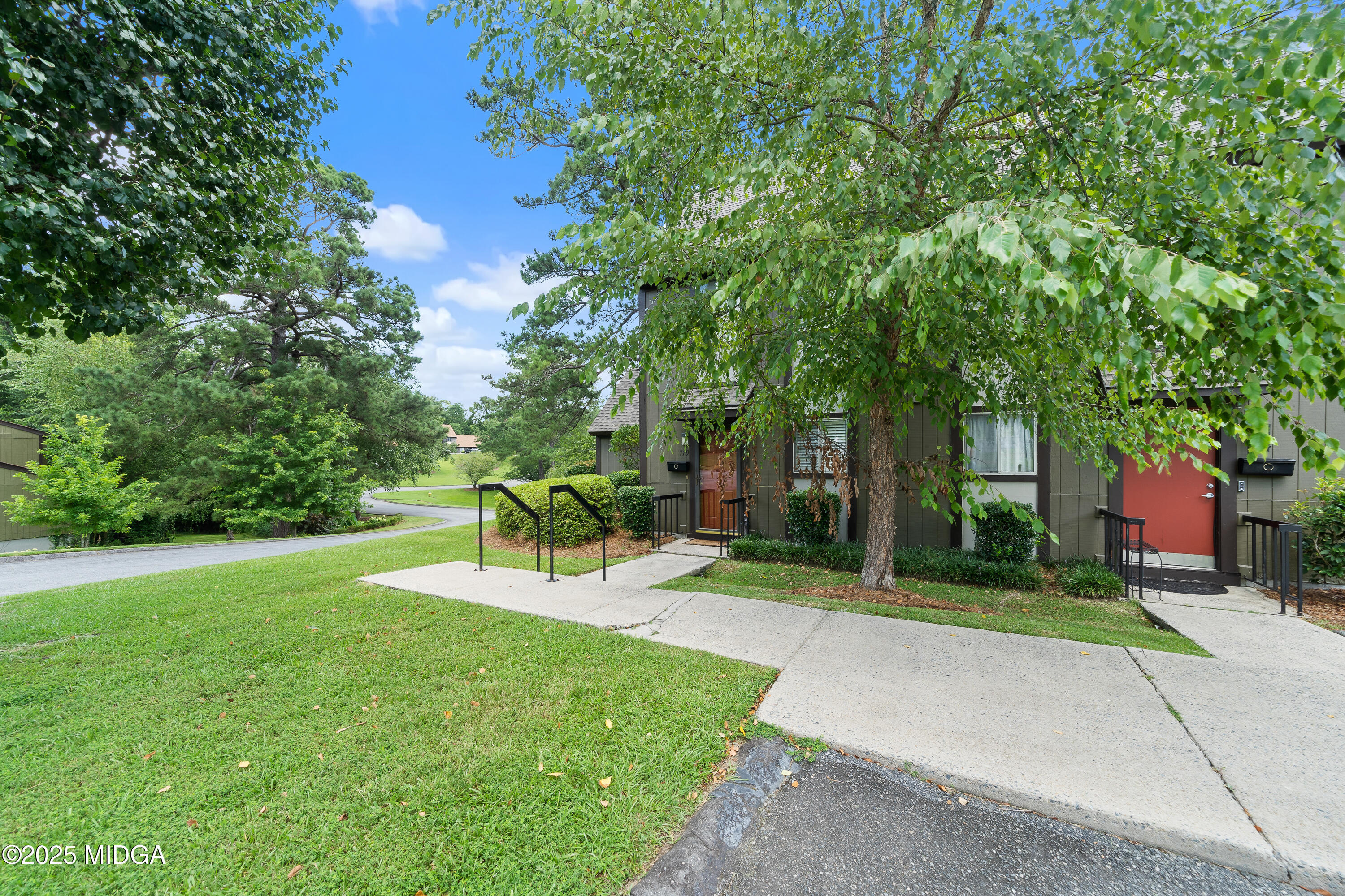779 Willow Creek Drive