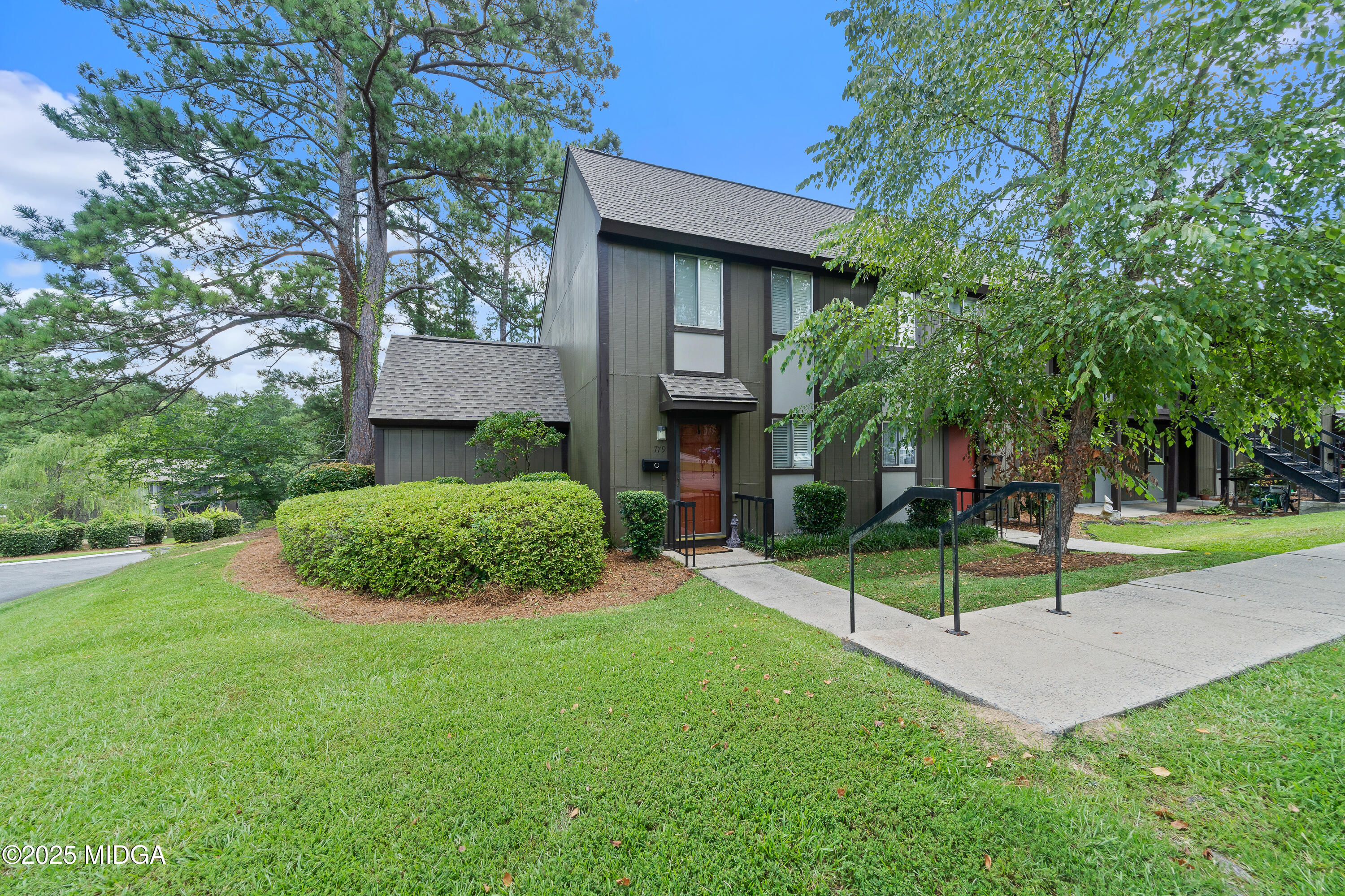 779 Willow Creek Drive