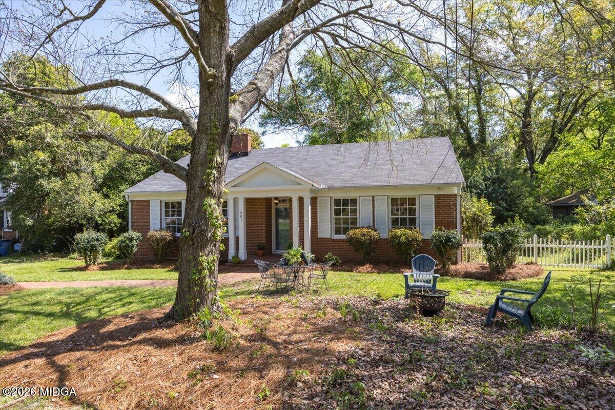 501 Pinecrest Road