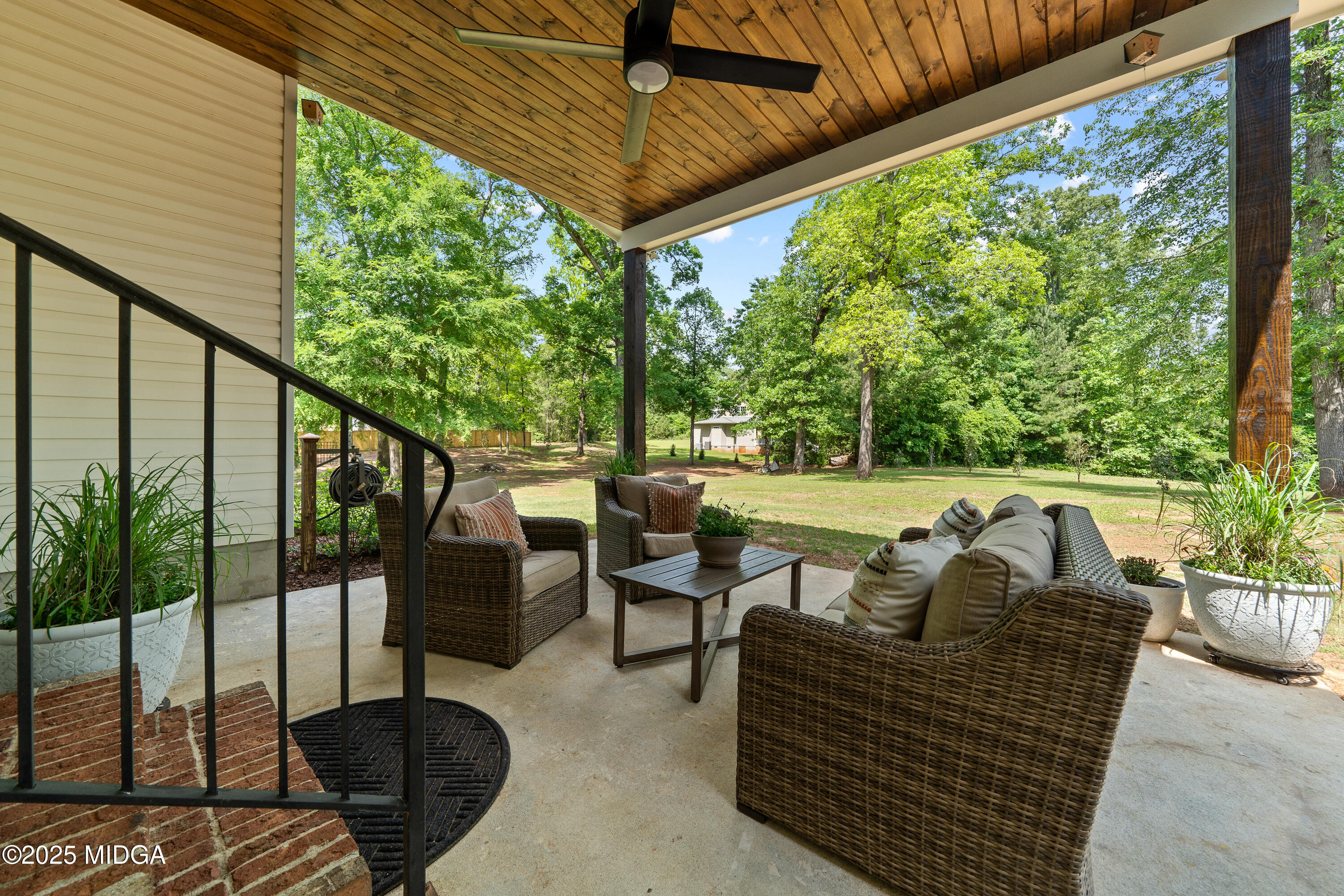 104 Old Oak Drive
