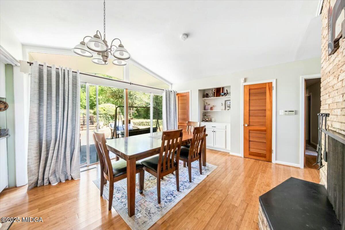 3011 General Lee Road