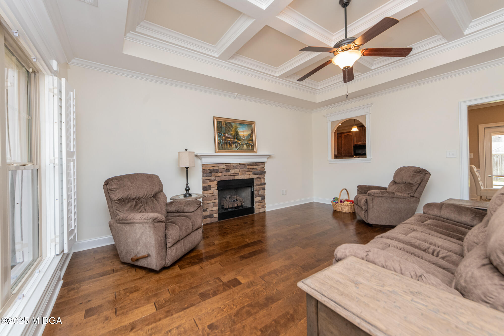 300 Loneoak Trail