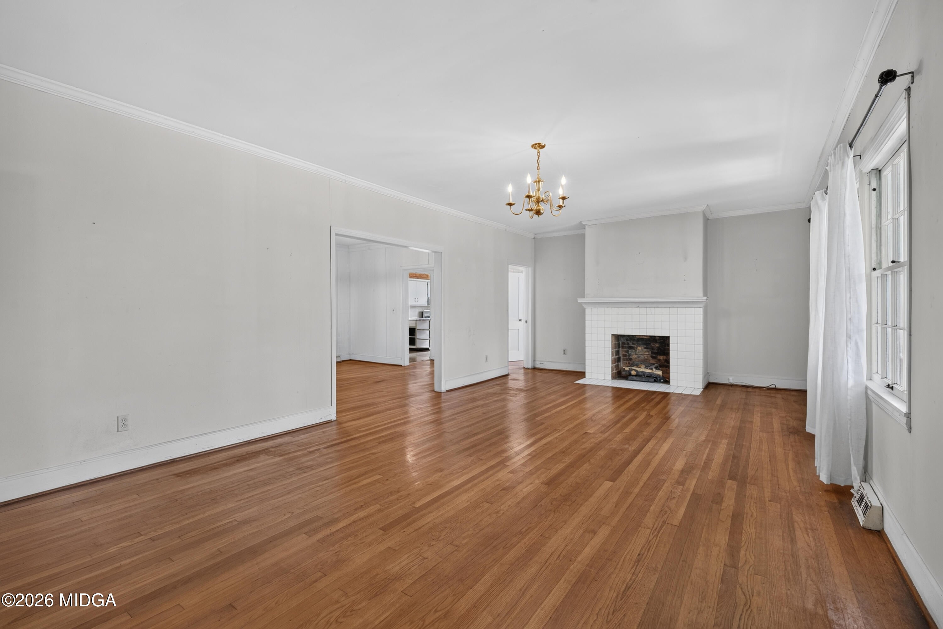 365 W Johnston Street