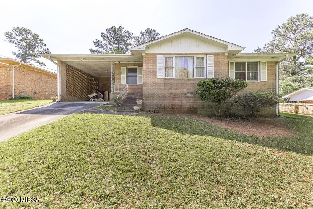 3271 Commodore Drive