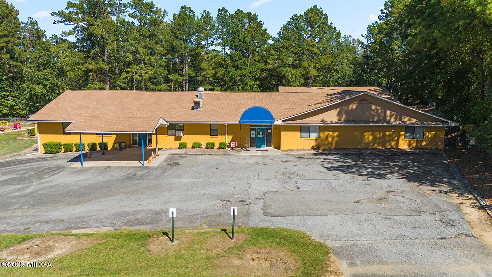 4433 Roundfield Road