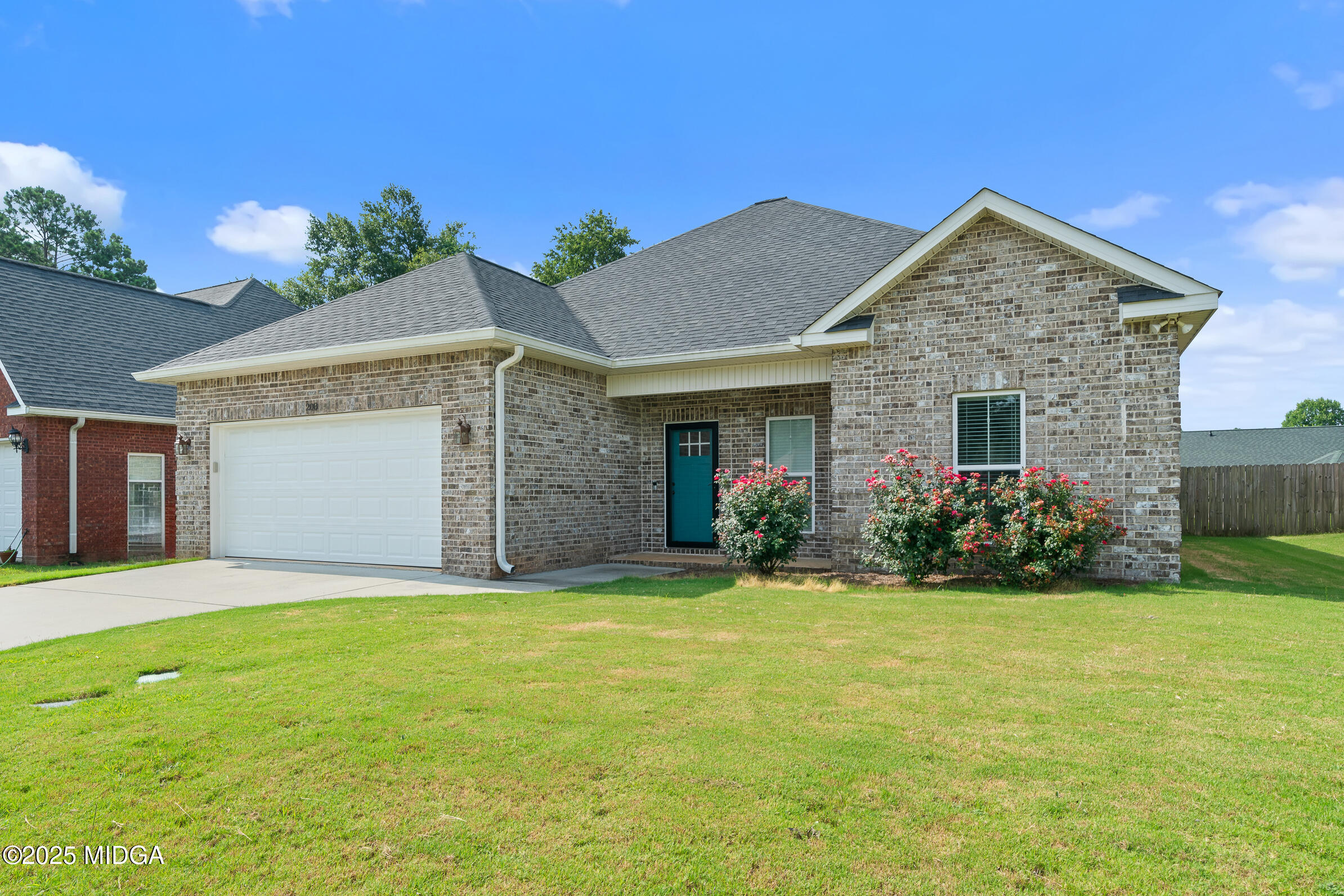 208 Asbell Way