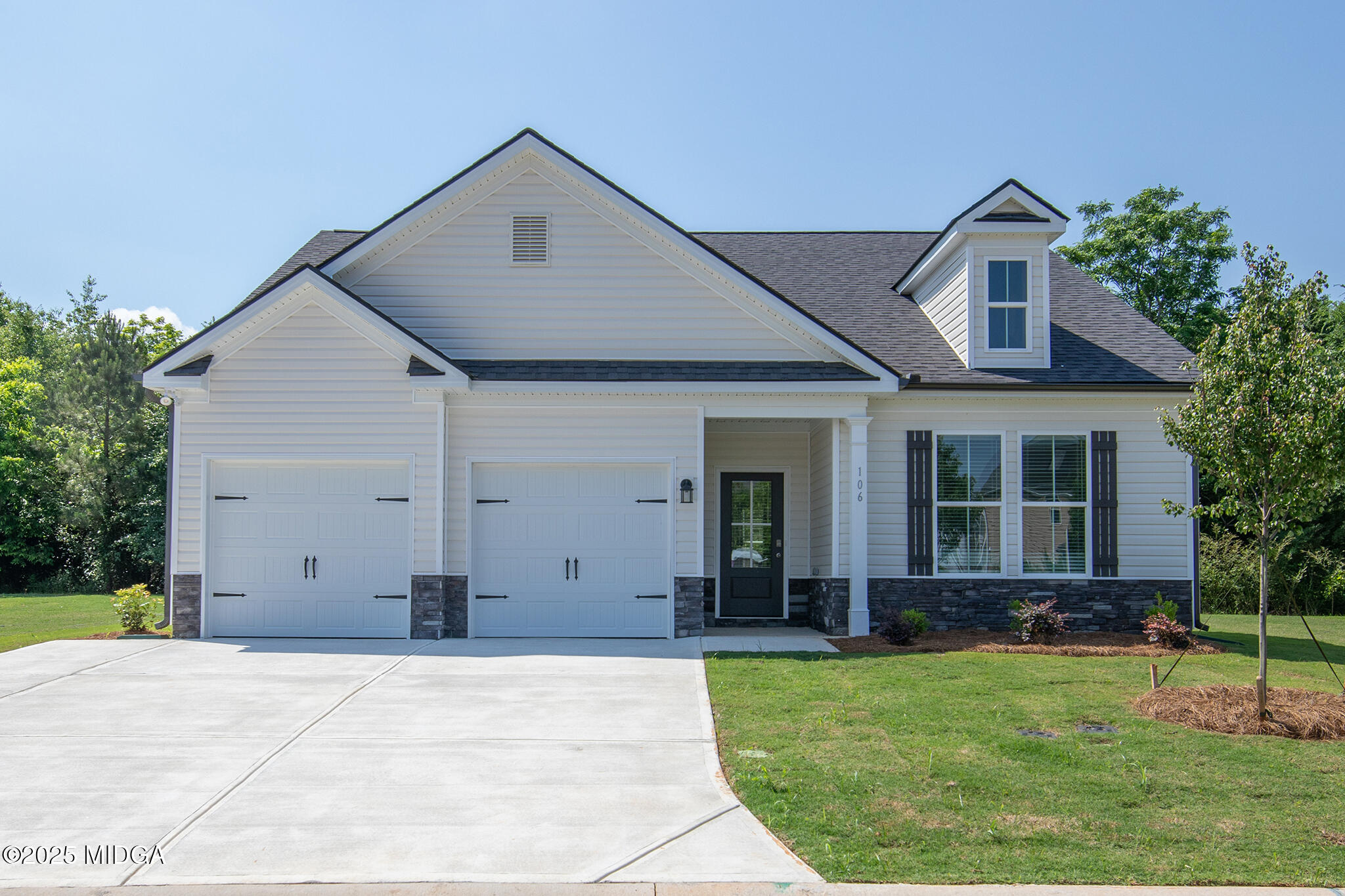 106 Breakwater Way