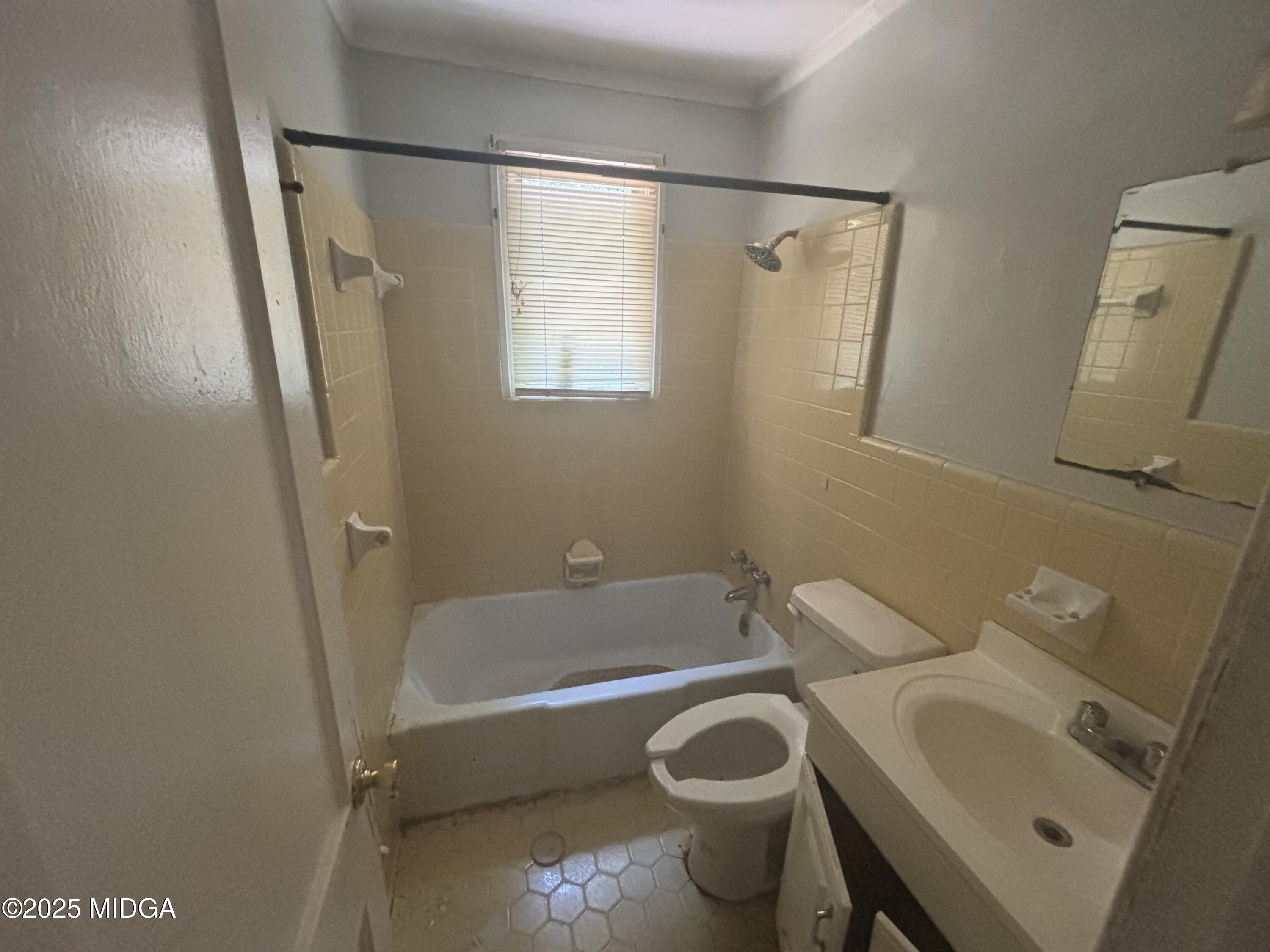 3325 Shaw Drive