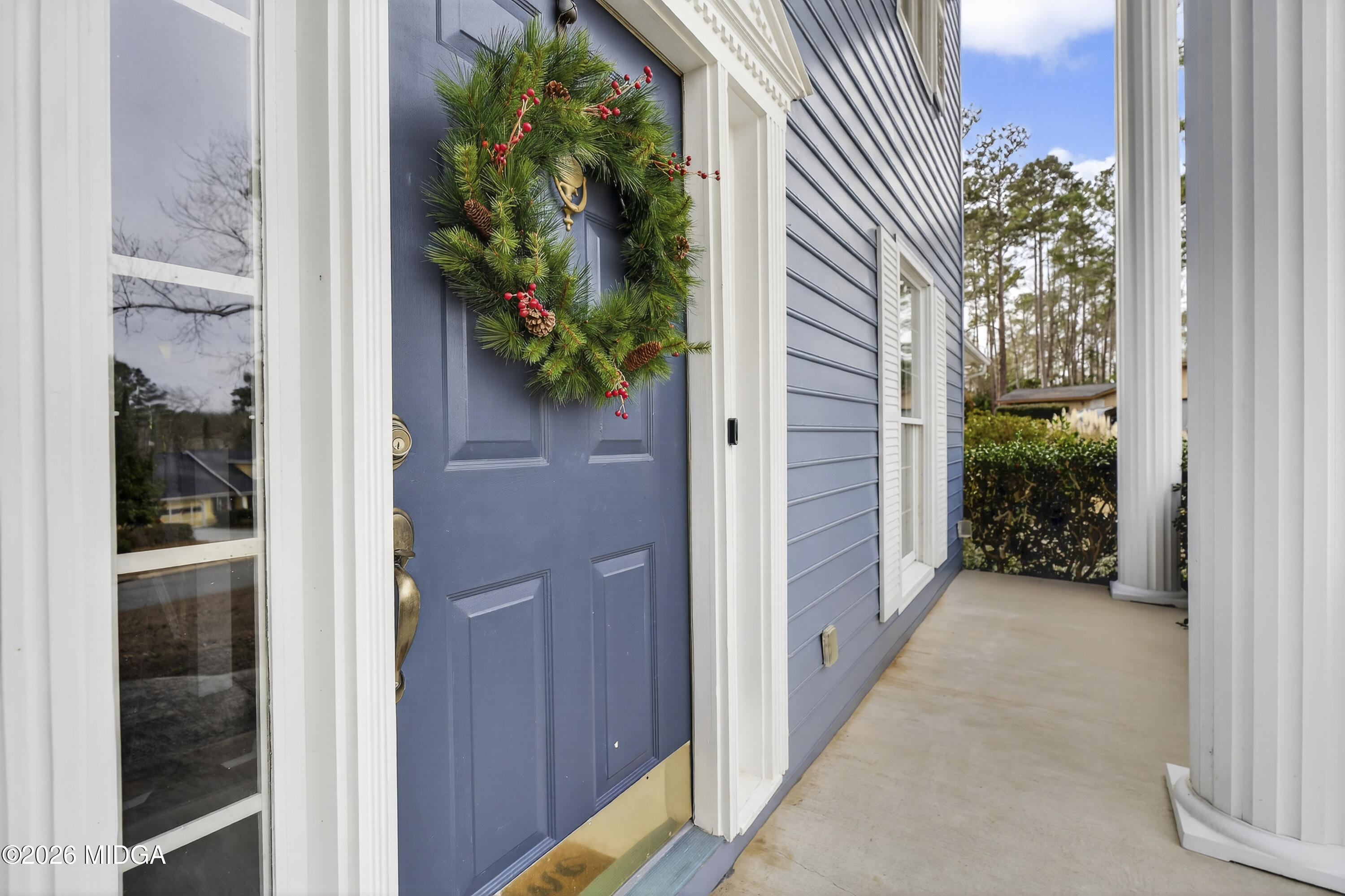 301 Lake Front Drive