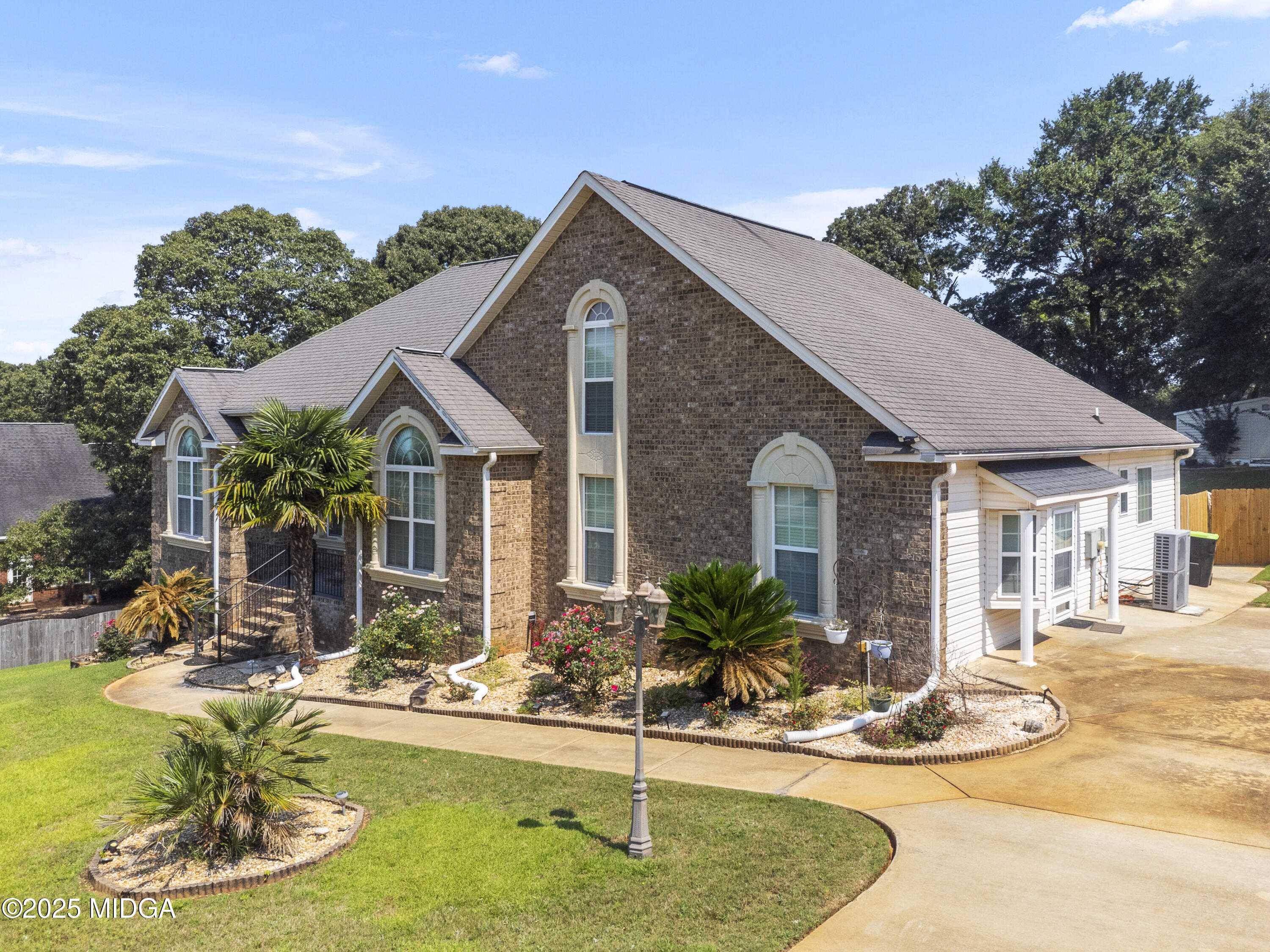 408 Dixieland Drive