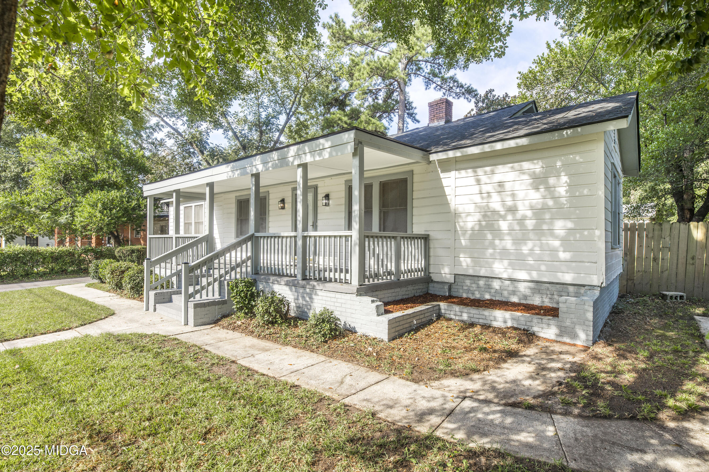 1529 Burton Avenue