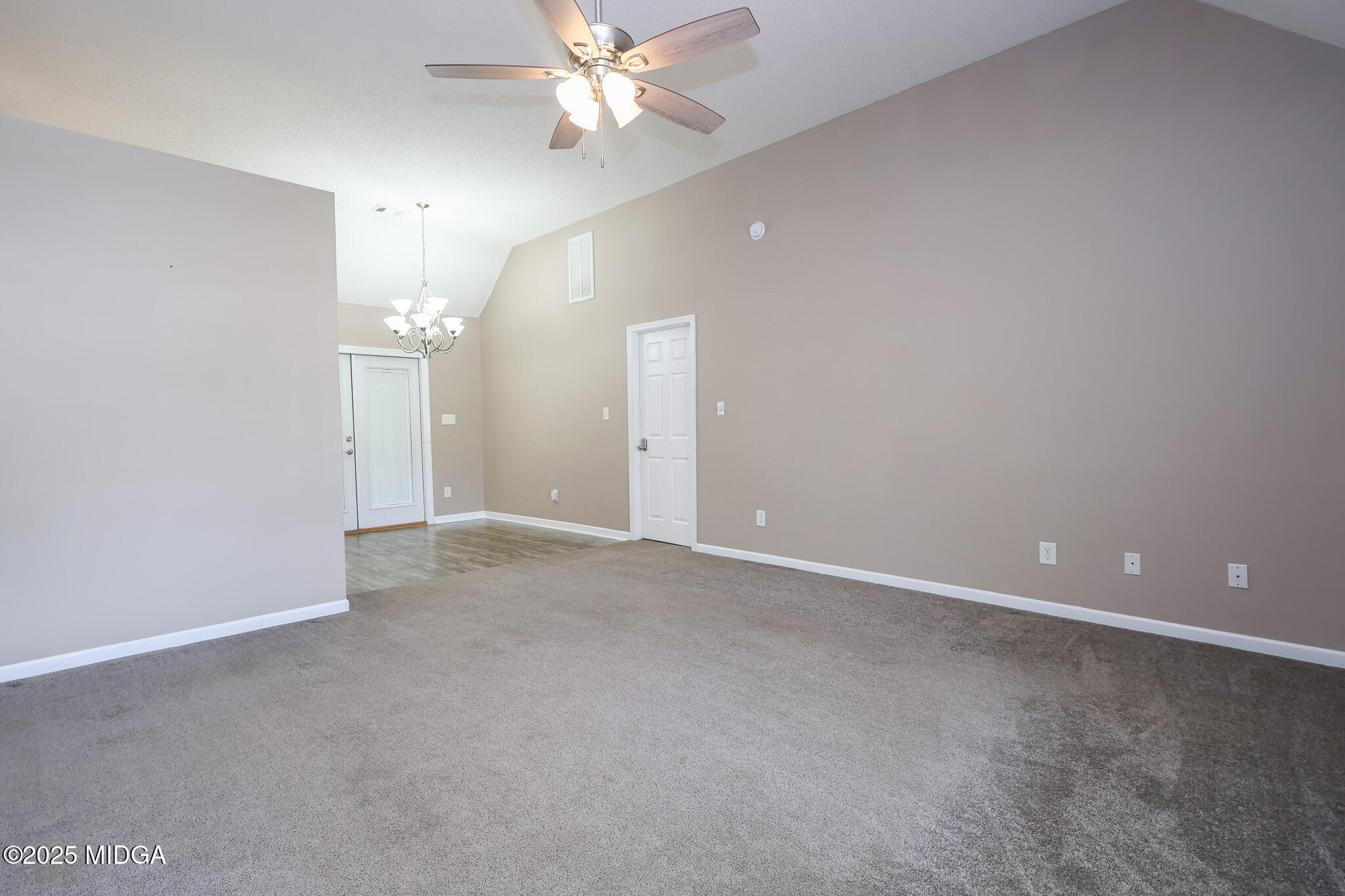 103 Lions Gate