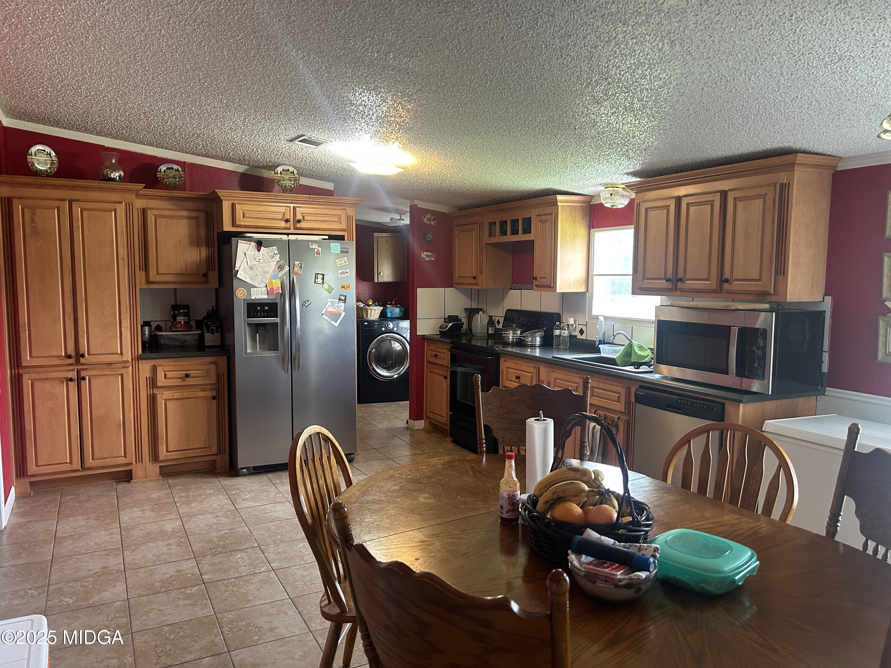1105 River Road