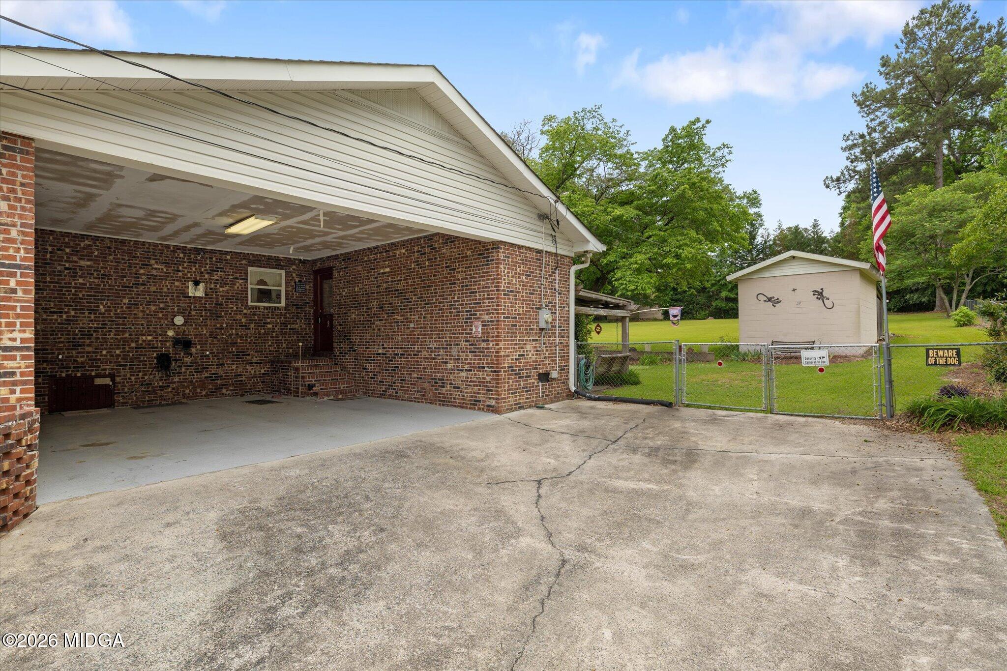 5538 Neal Drive