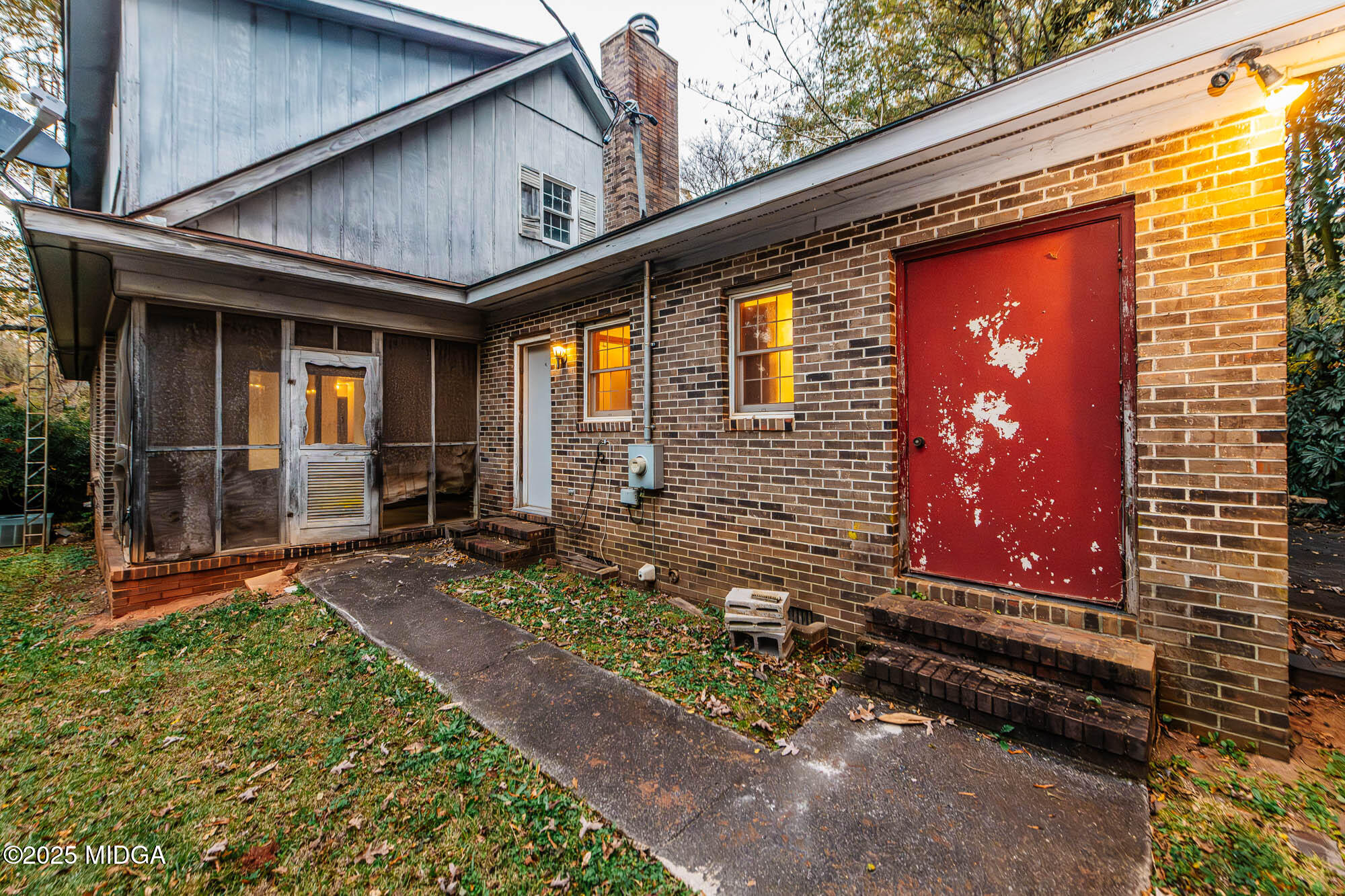 6368 Old Forsyth Road