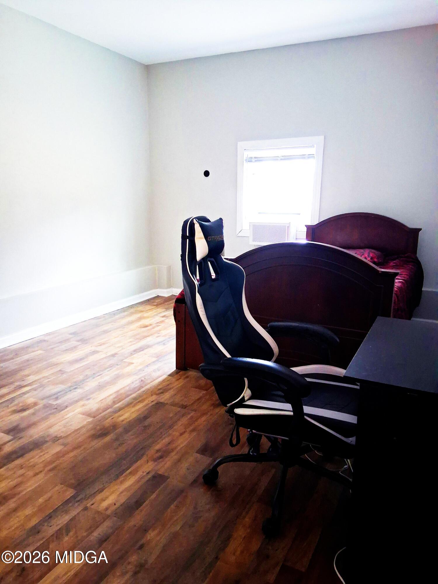 2732 Village Green Lane