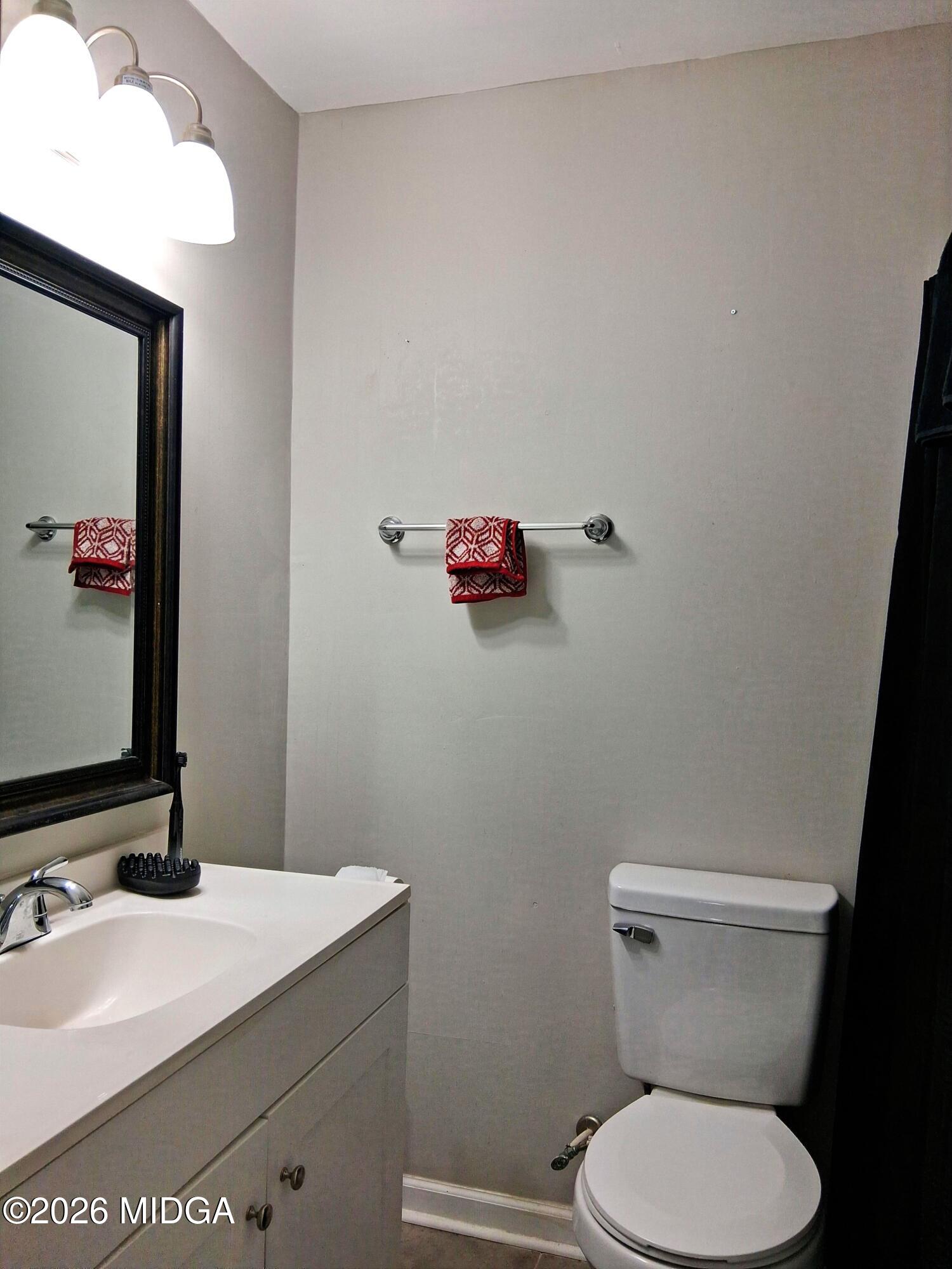 2732 Village Green Lane