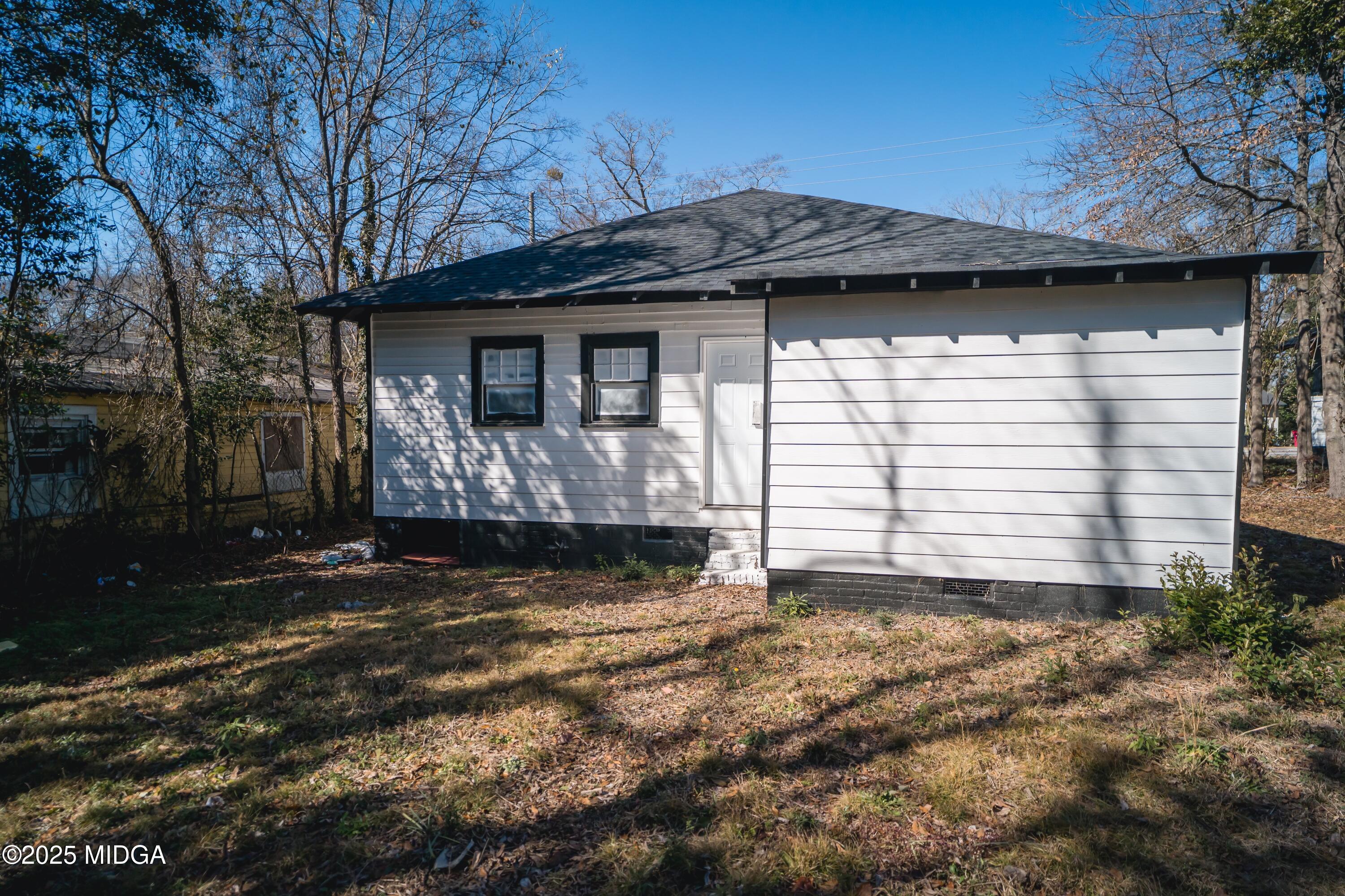 3524 Log Cabin Drive