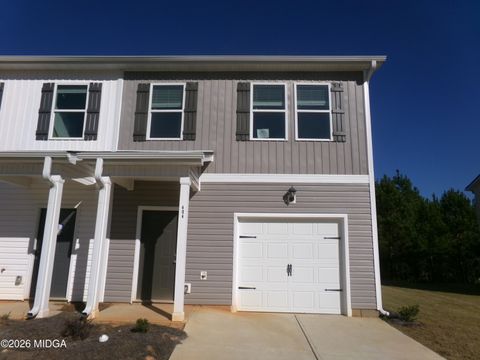 404 Oakwood Drive NW Milledgeville GA 31061