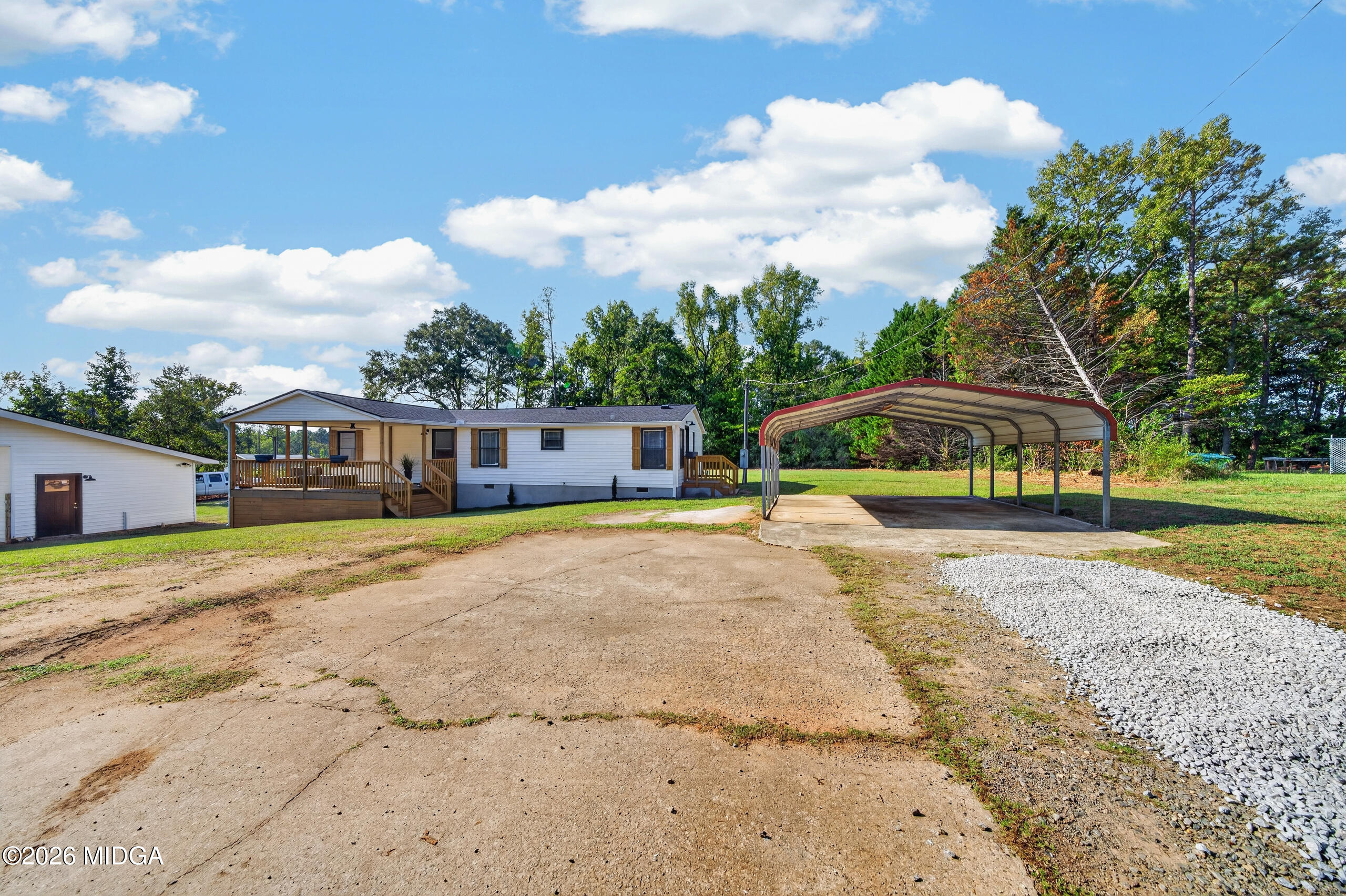 245 Minor Road NE