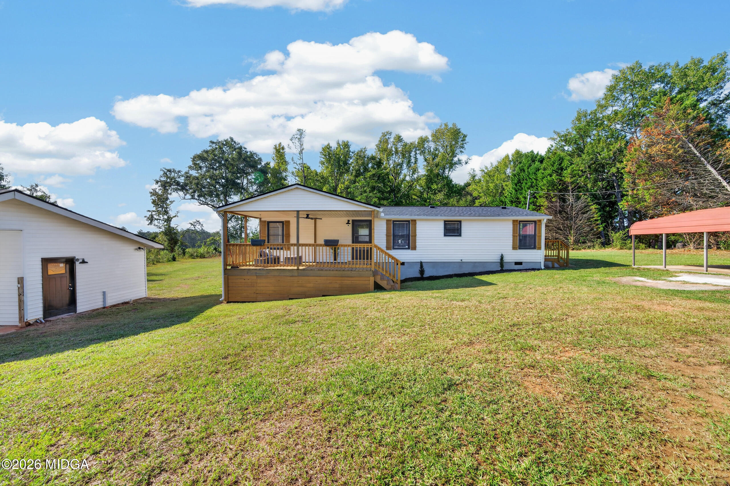 245 Minor Road NE