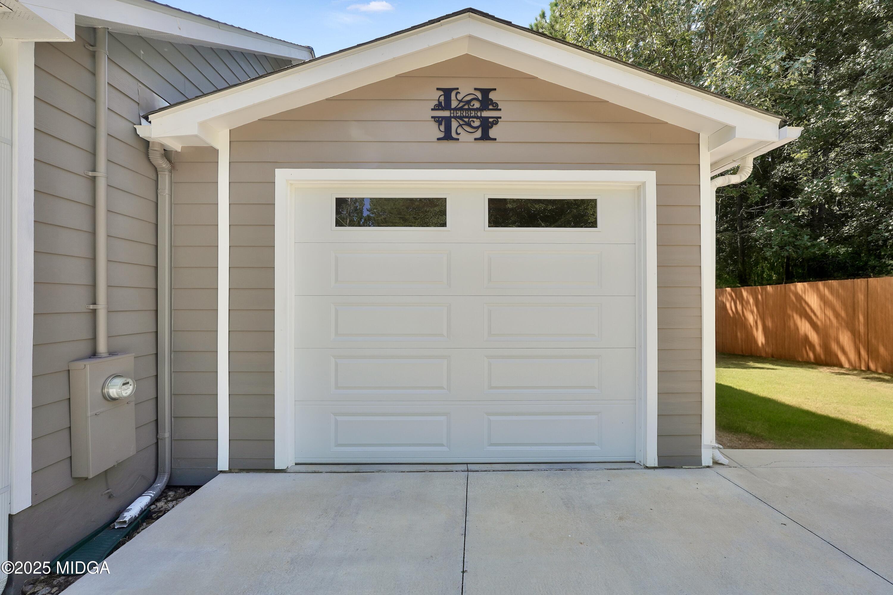 186 Harbor Drive