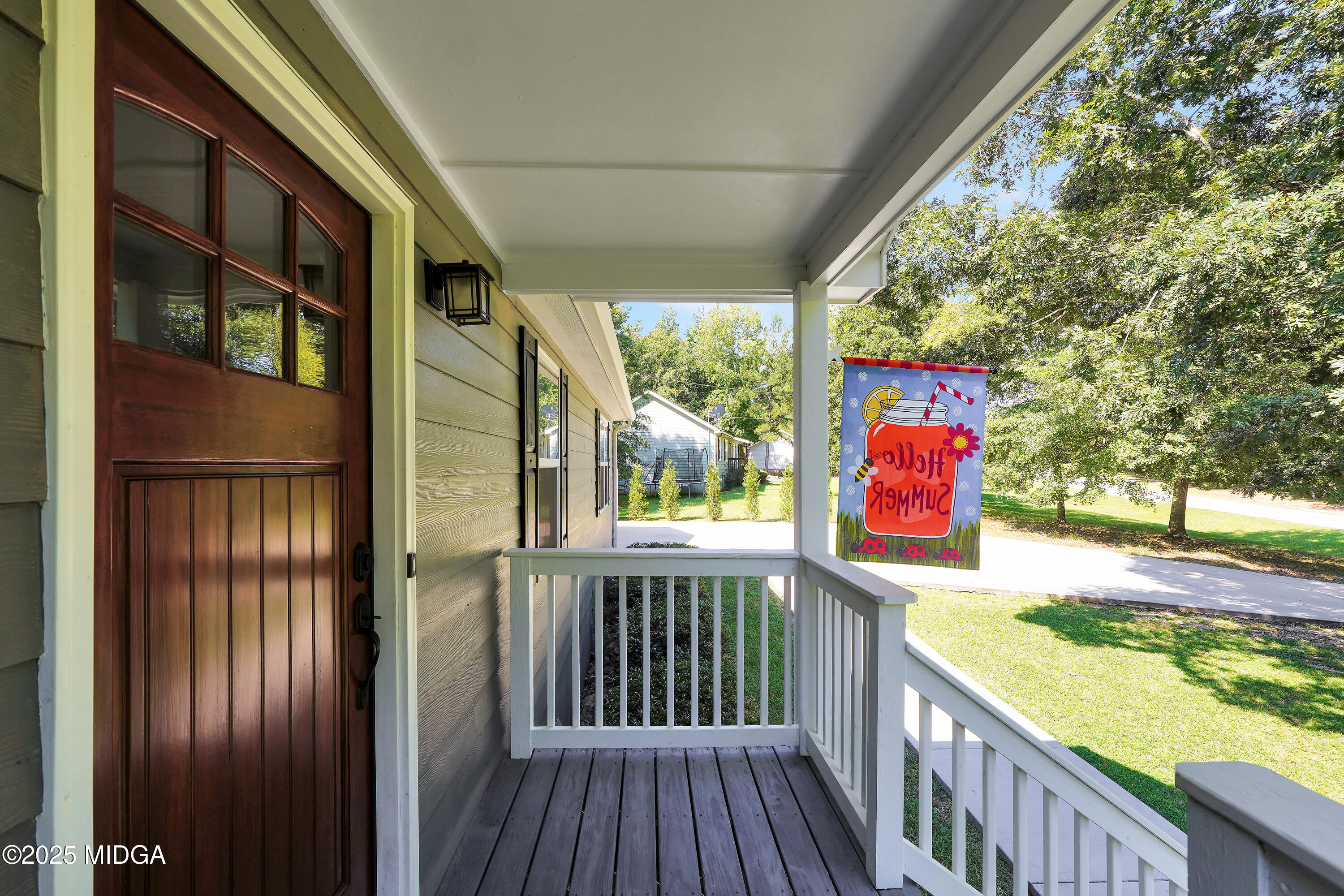 186 Harbor Drive