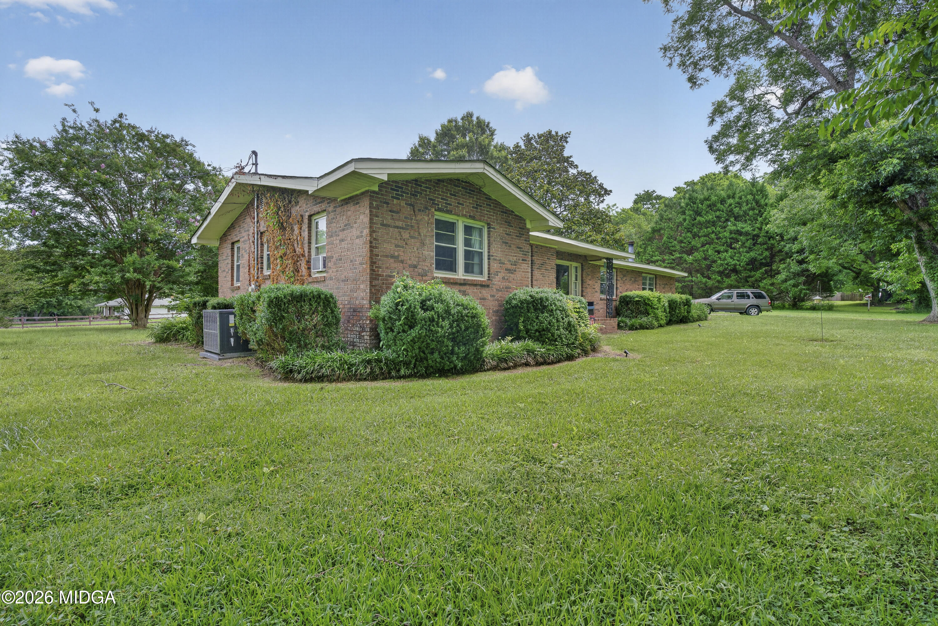 8295 Lower Thomaston Road