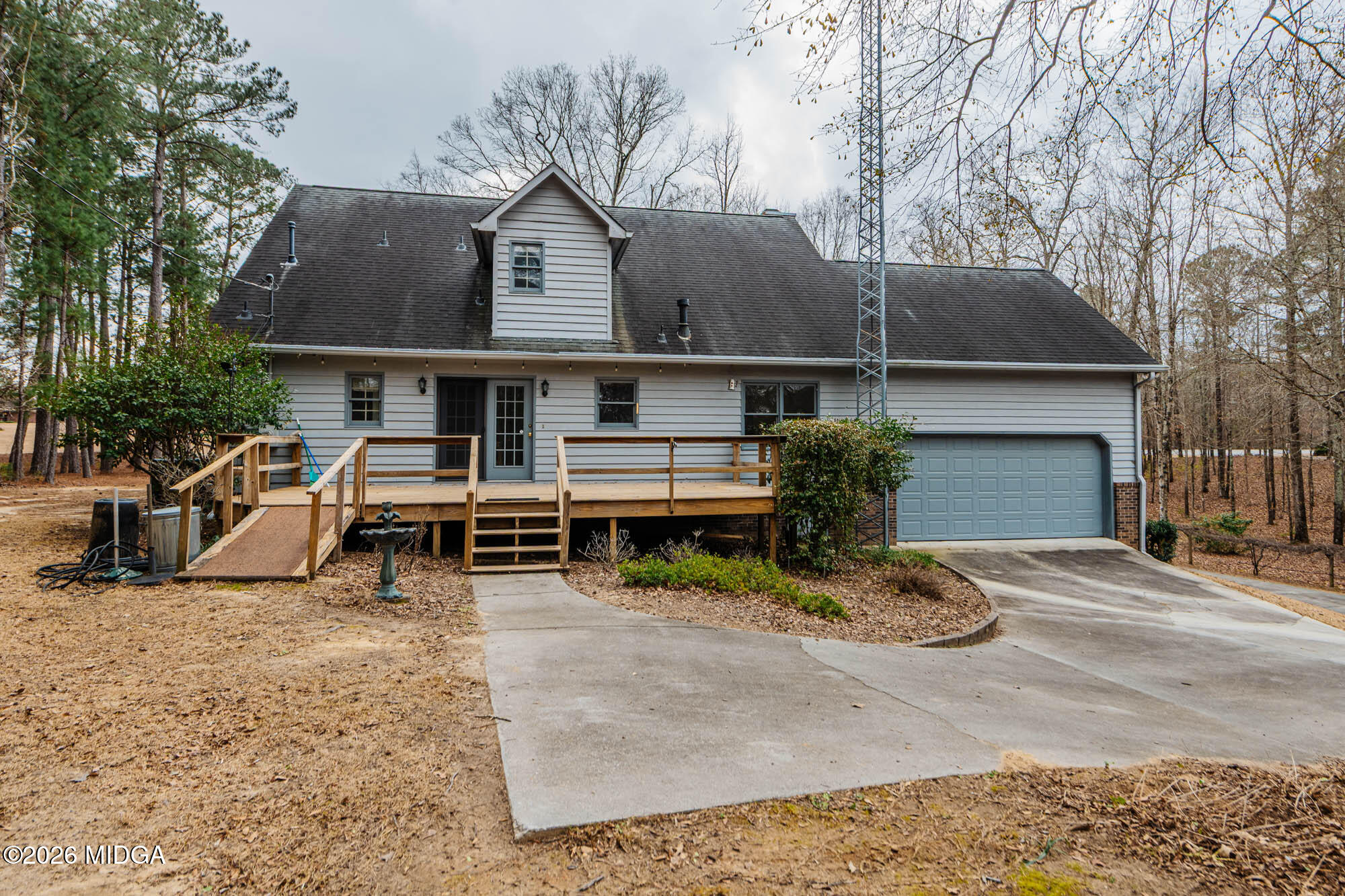 6137 N Wesleyan Drive N